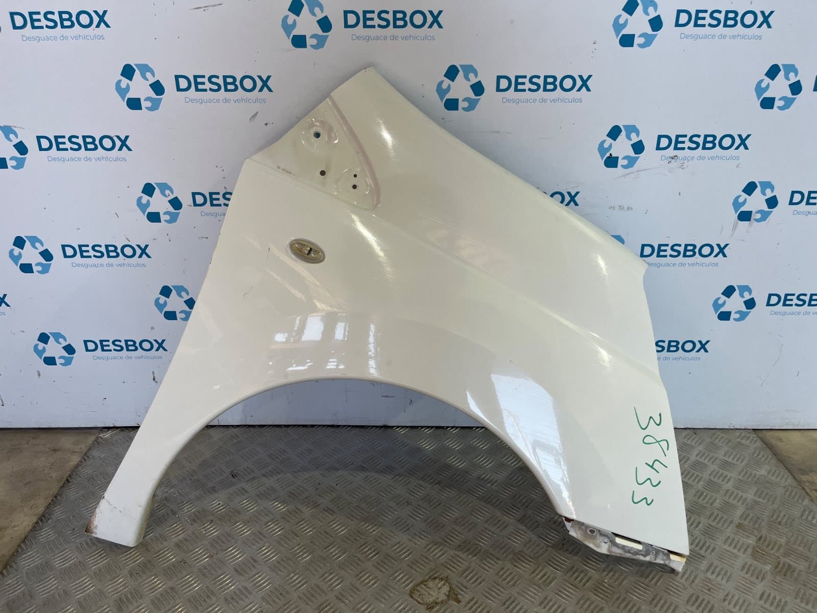 Recambio de ALETA DELANTERA DERECHA para PEUGEOT EXPERT TEPEE 2.0 HDi 120 RHK(DW10UTED4) - BLANCO