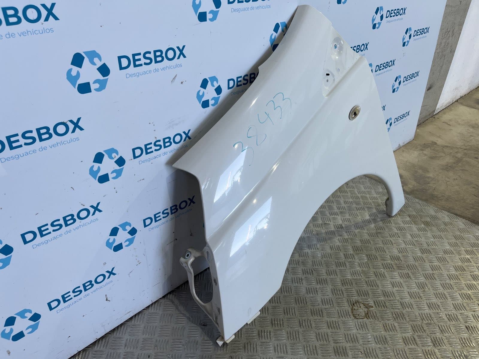 Recambio de ALETA DELANTERA IZQUIERDA para PEUGEOT EXPERT TEPEE 2.0 HDi 120 RHK(DW10UTED4) - BLANCO 4