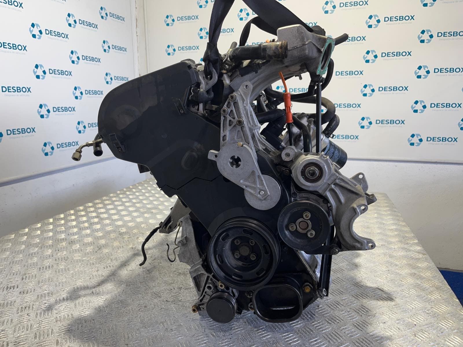 Recambio de MOTOR para AUDI A4 BERLINA (B5) 1.8 T AEB referencia OEM IAM AEB - VERDE