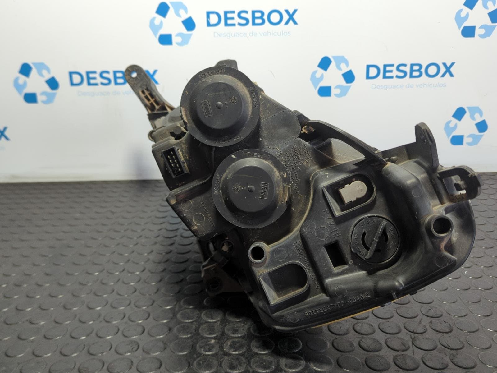 Recambio de FARO DERECHO para PEUGEOT EXPERT TEPEE 2.0 HDi 120 RHK(DW10UTED4) - BLANCO 2