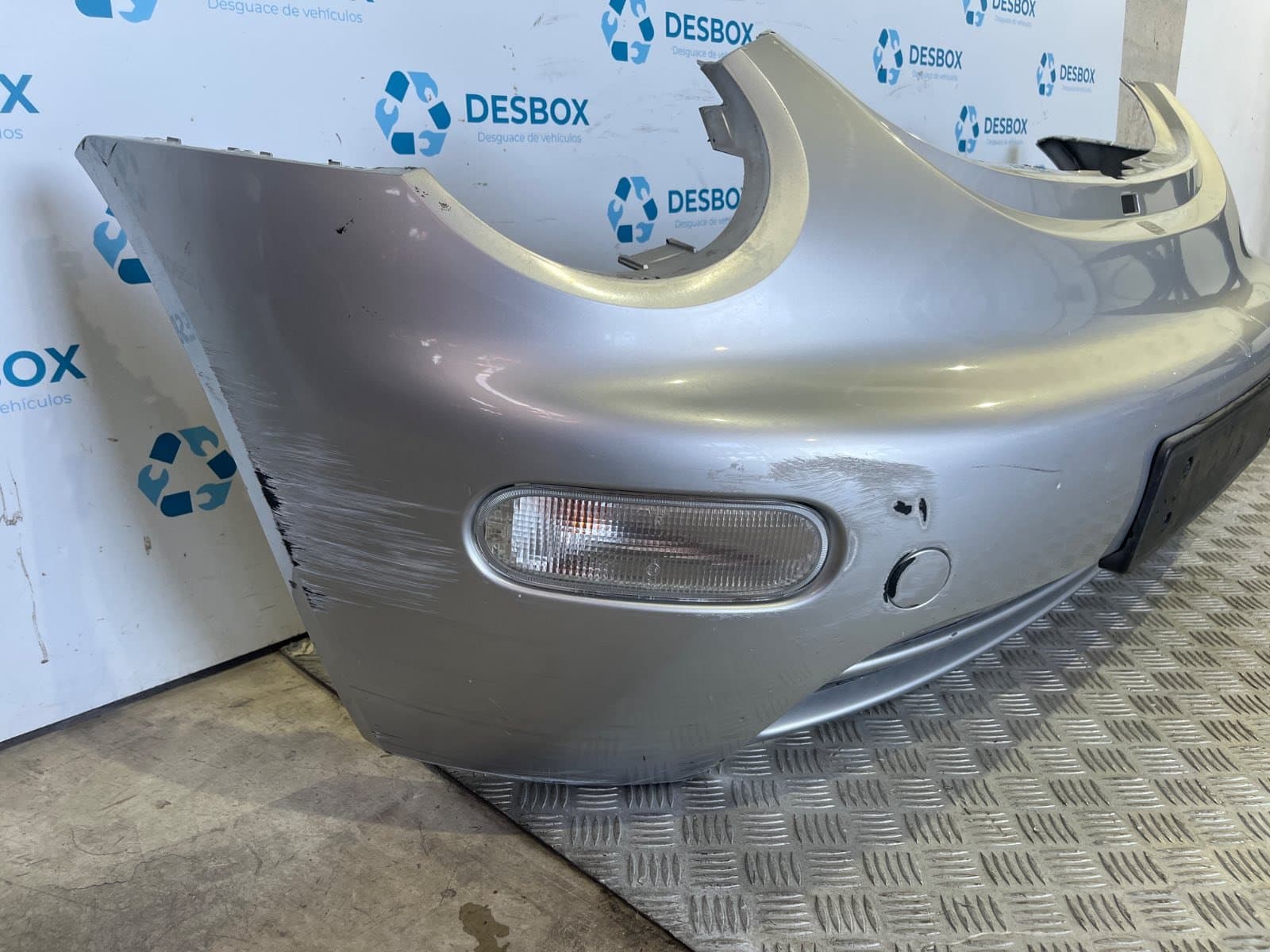 Recambio de PARAGOLPES DELANTERO para VOLKSWAGEN NEW BEETLE CABRIOLET (1Y7) 1.6 AWH - GRIS 3