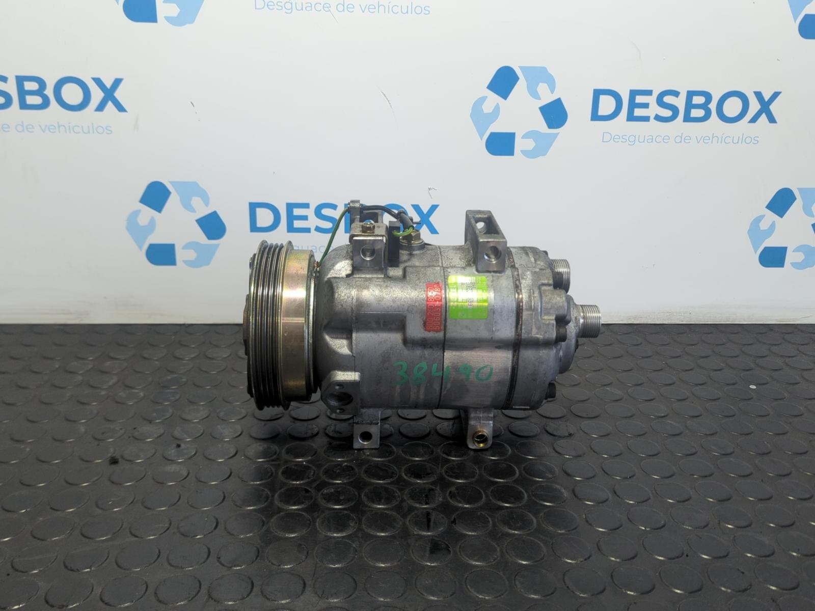 Recambio de COMPRESOR AIRE ACONDICIONADO para AUDI A4 BERLINA (B5) 1.8 T AEB referencia OEM IAM 8D0260805D - VERDE
