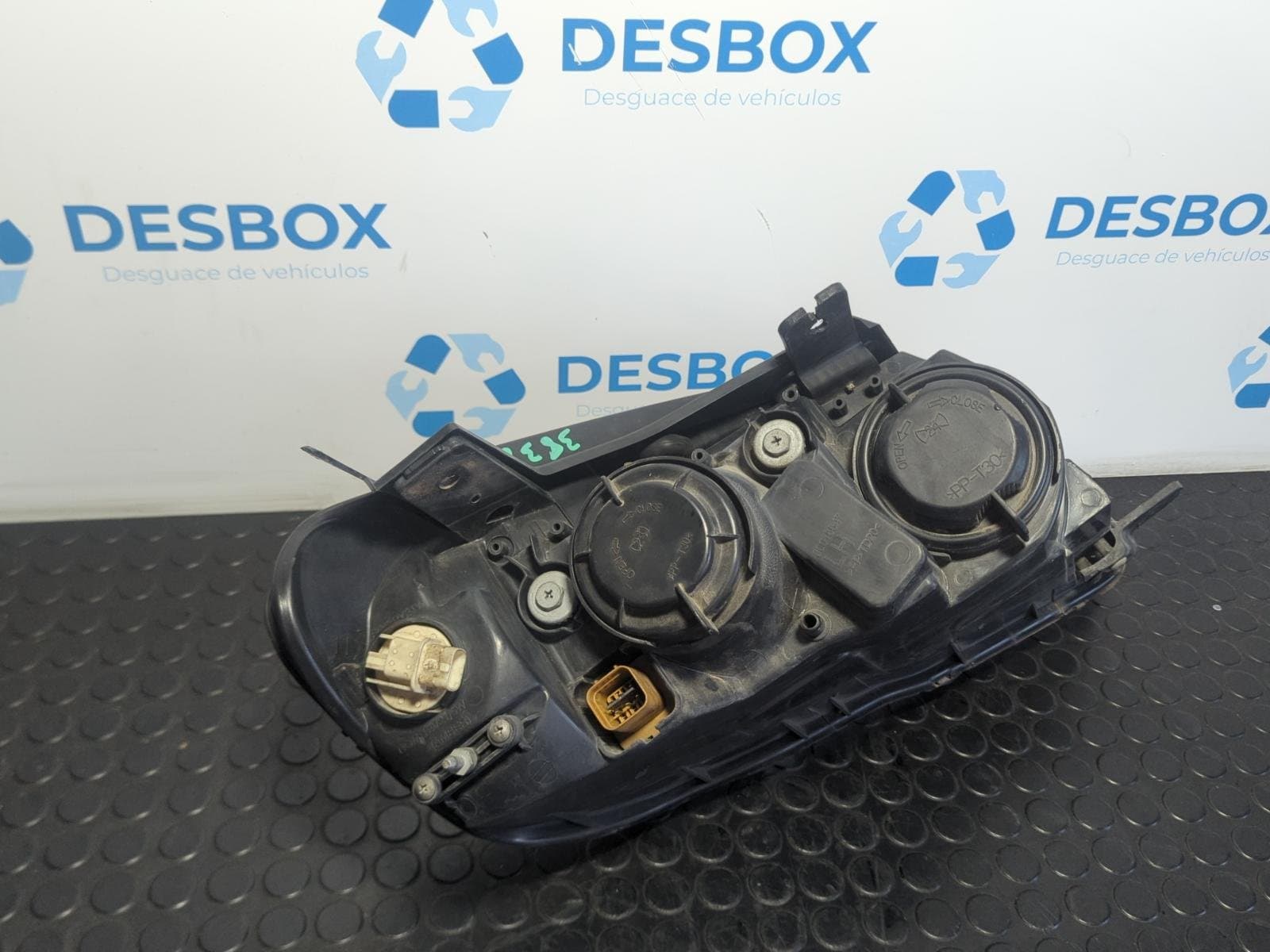 Recambio de FARO IZQUIERDO para CHEVROLET CAPTIVA 2.0 VCDI LT Z20S referencia OEM IAM LHD2043 - GRIS 2