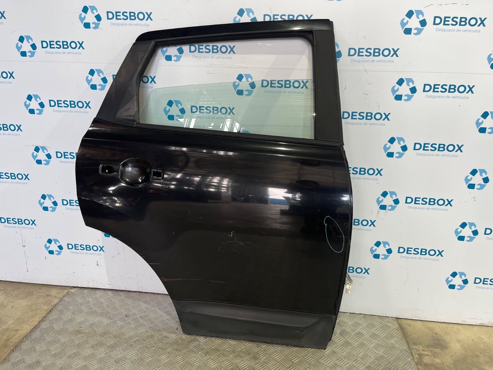 Recambio de PUERTA TRASERA DERECHA para NISSAN QASHQAI (J10) 1.5 DCI K9K - NEGRO