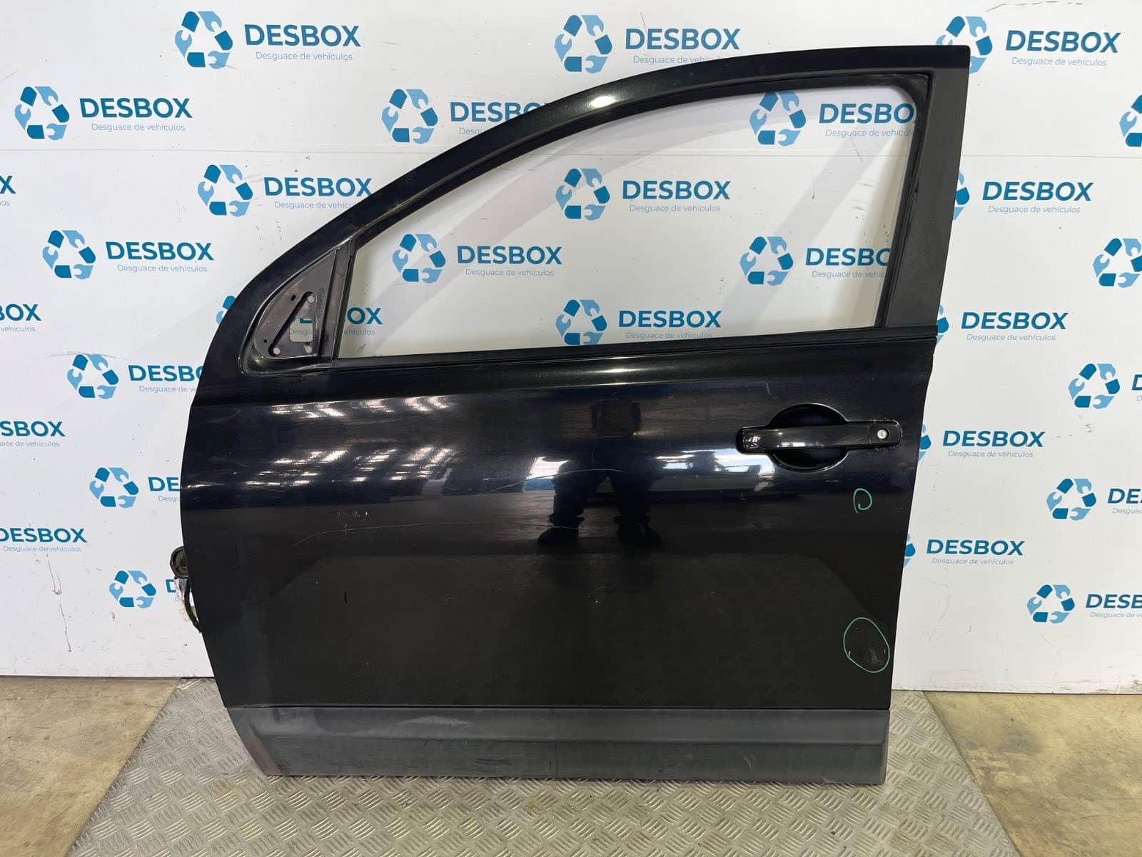 Recambio de PUERTA DELANTERA IZQUIERDA para NISSAN QASHQAI (J10) 1.5 DCI K9K - NEGRO