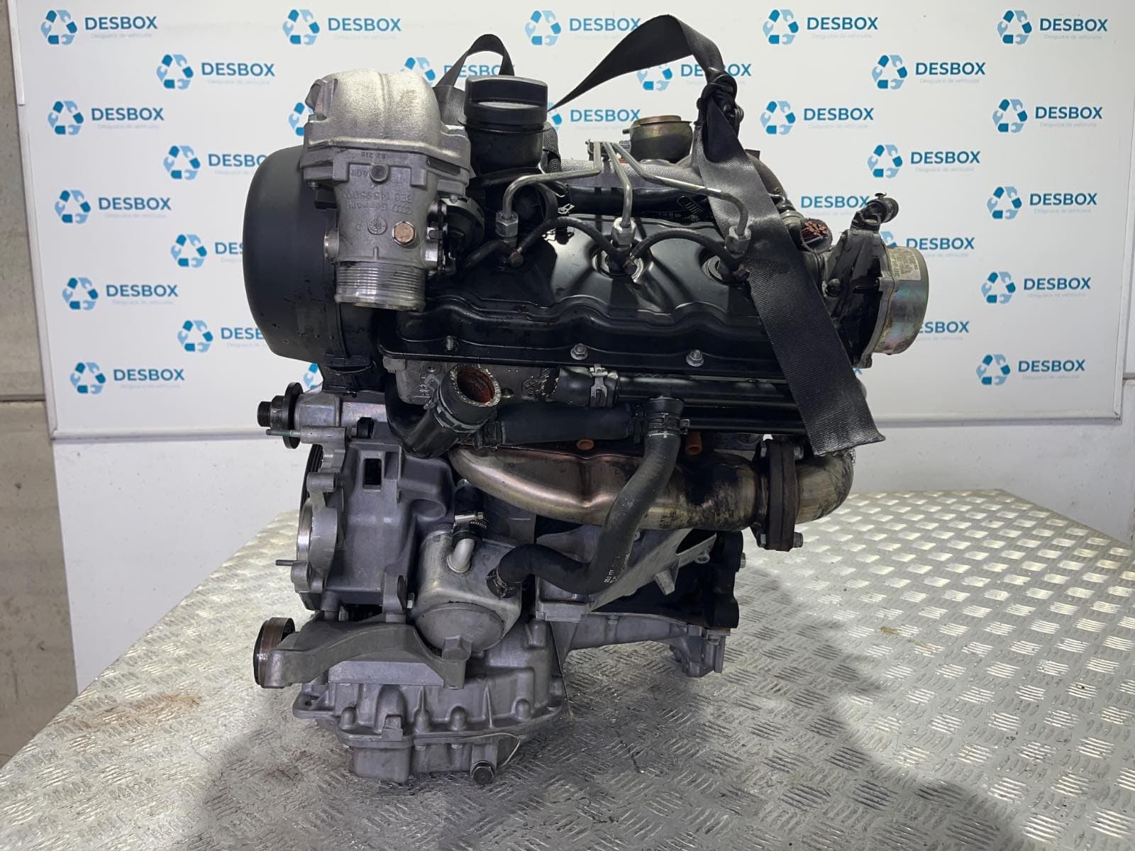 Recambio de MOTOR para AUDI A4 BERLINA (8E) 2.5 TDI AKE referencia OEM IAM AKE - AZUL 3