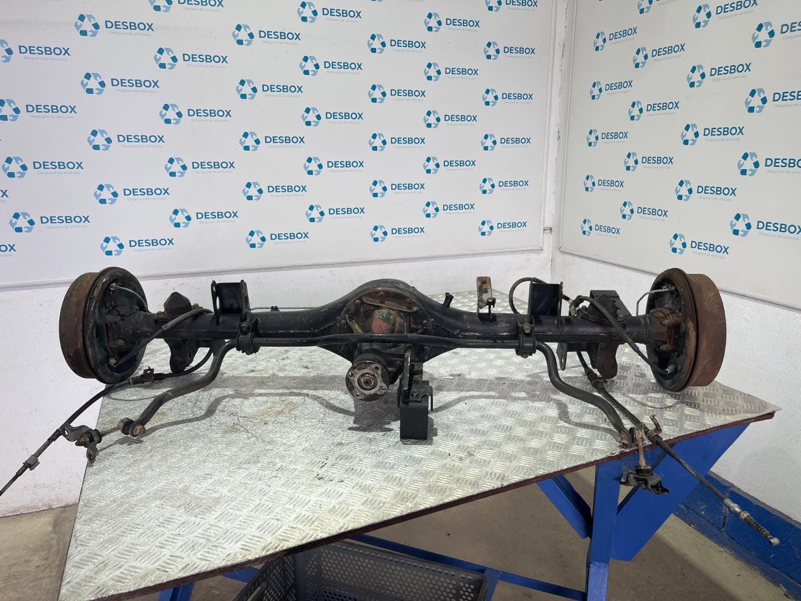 Recambio de PUENTE TRASERO para HYUNDAI H-1 Furgoneta 2.5 TD D4BF referencia OEM IAM 9F10 P2 - VERDE