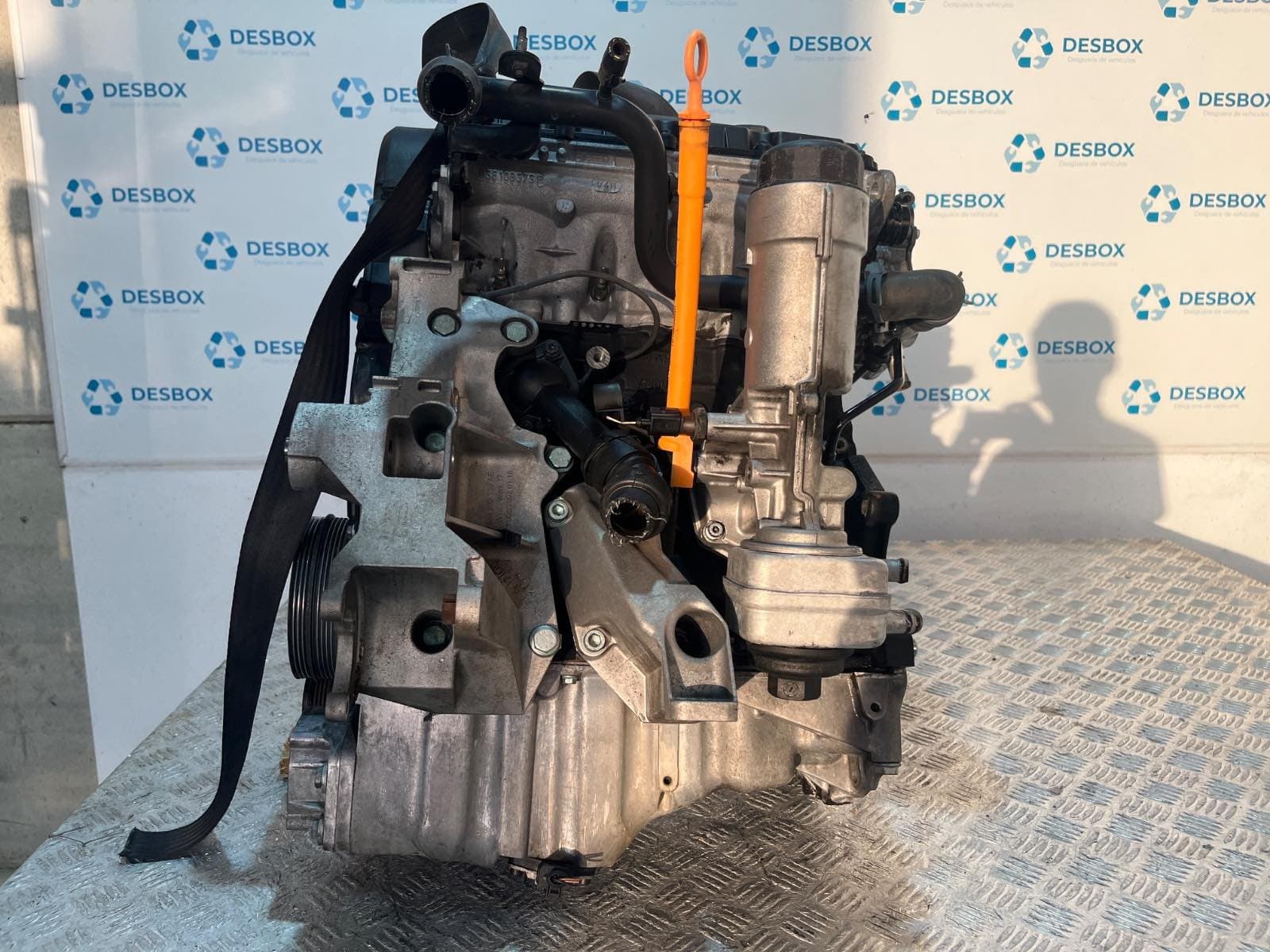 Recambio de MOTOR para VOLKSWAGEN PASSAT BERLINA (3B3) Advance AVB referencia OEM IAM AVB  - AZUL 3