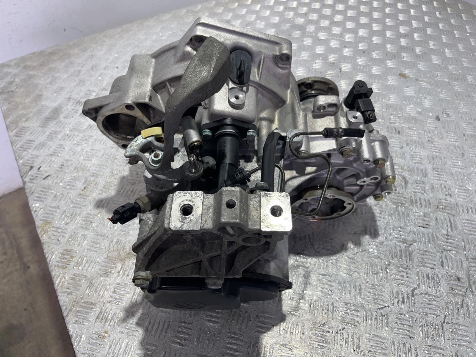 Recambio de CAJA CAMBIOS para SEAT TOLEDO (1M2) Signo ASV referencia OEM IAM EGS - GRIS 3