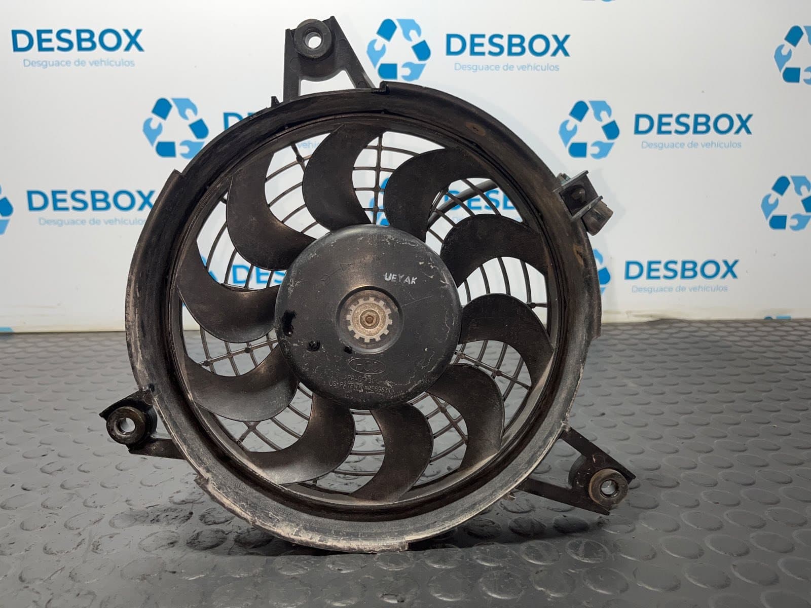 Recambio de ELECTROVENTILADOR para HYUNDAI H-1 Furgoneta 2.5 TD D4BF referencia OEM IAM 977304A000 - VERDE 2