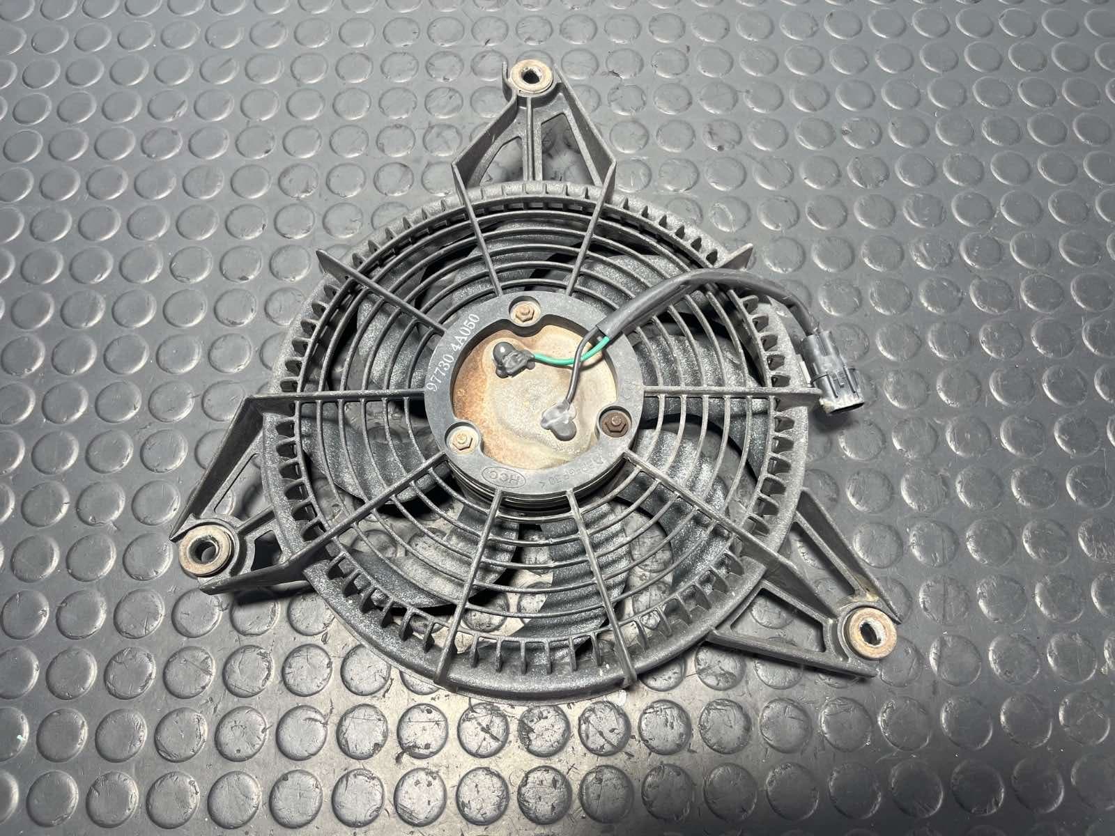 Recambio de ELECTROVENTILADOR para HYUNDAI H-1 Furgoneta 2.5 TD D4BF referencia OEM IAM 977304A050 - VERDE