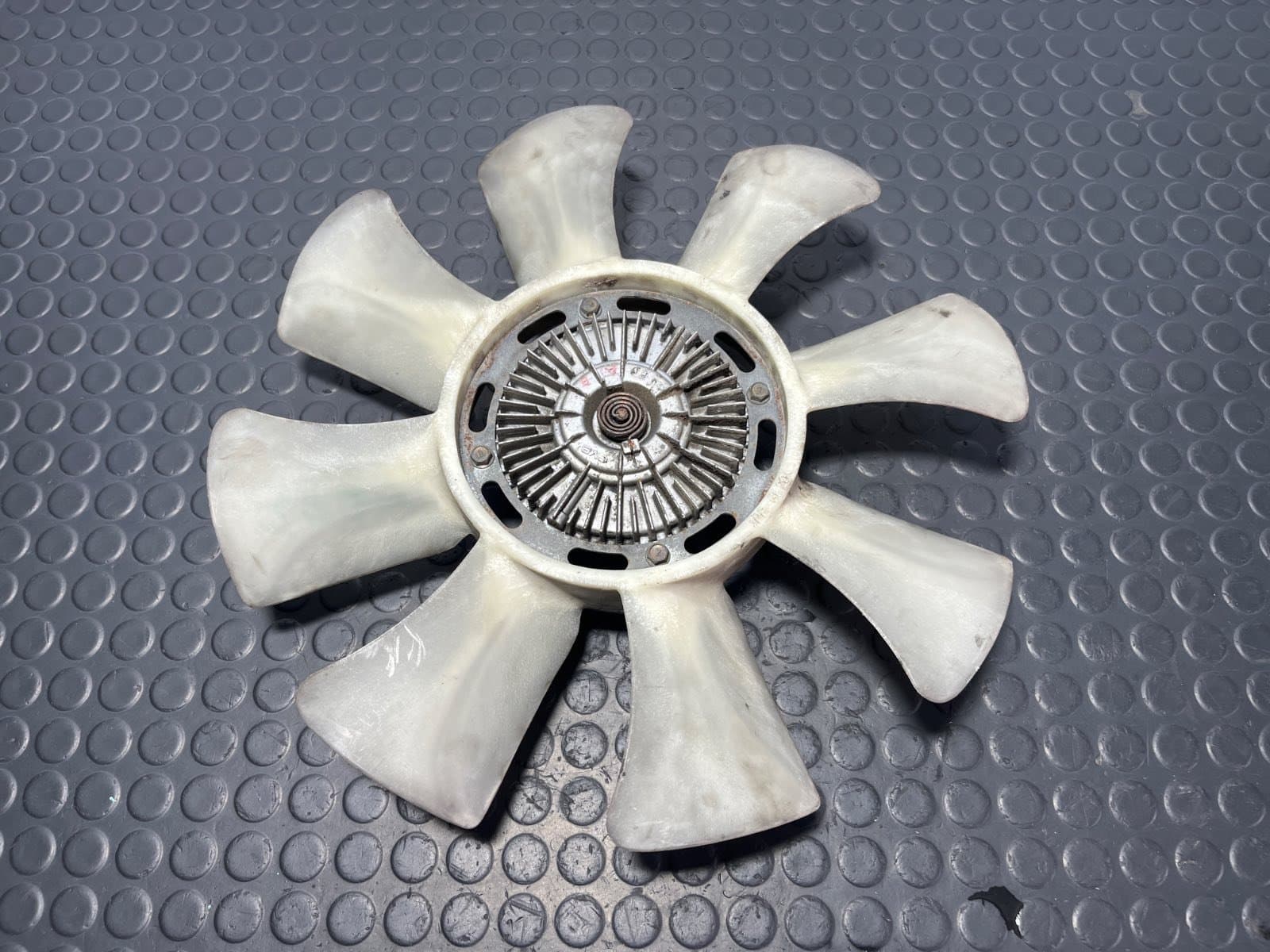 Recambio de VENTILADOR VISCOSO MOTOR para HYUNDAI H-1 Furgoneta 2.5 TD D4BF referencia OEM IAM 2526142910 - VERDE