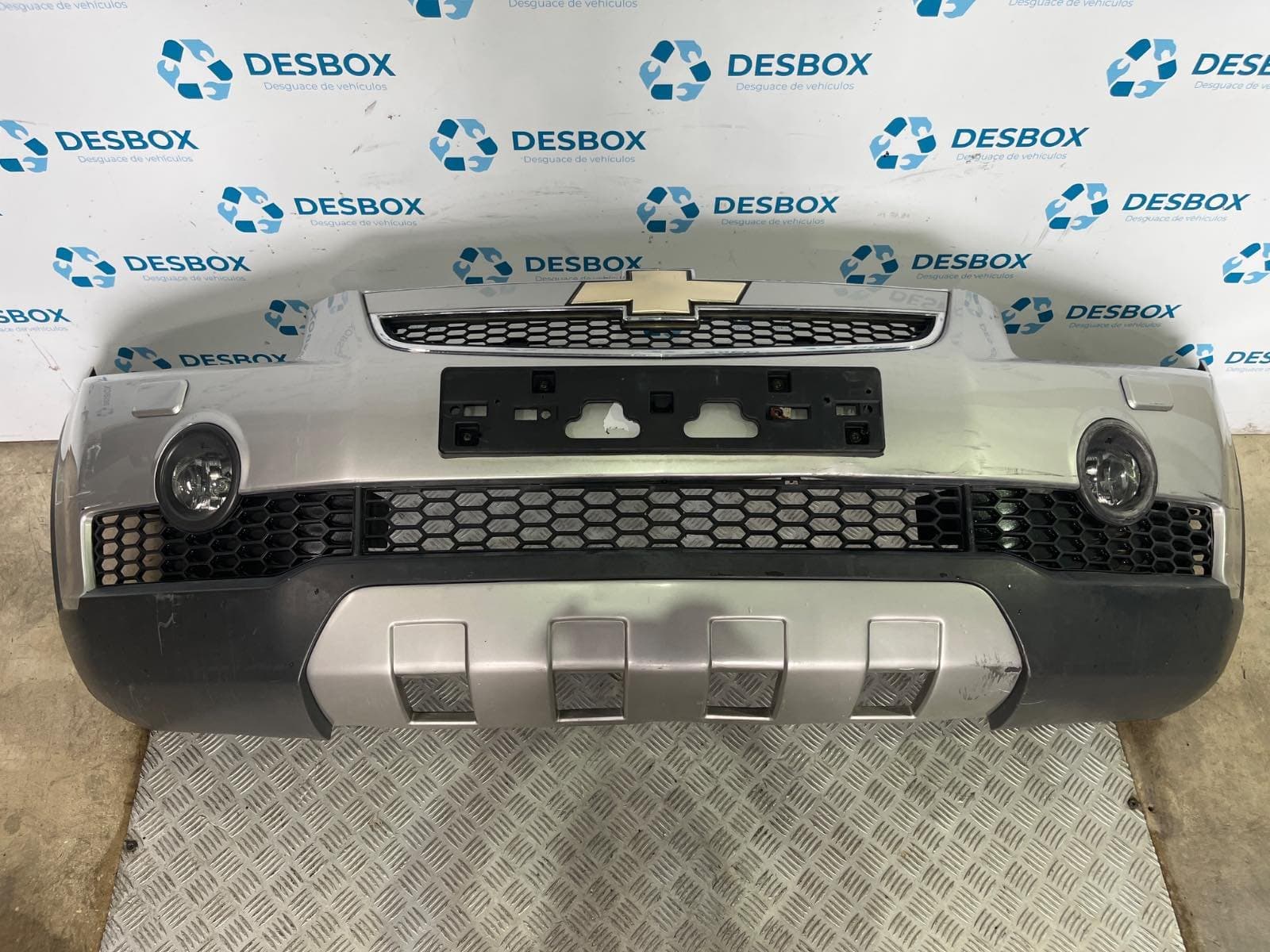 Recambio de PARAGOLPES DELANTERO para CHEVROLET CAPTIVA 2.0 VCDI LT Z20S - GRIS