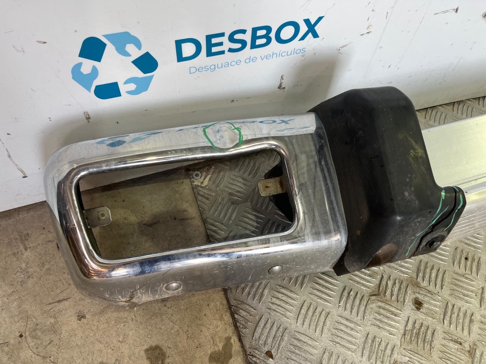 Recambio de PARAGOLPES TRASERO para NISSAN PATROL GR (Y60) 2.8 TURBO DIESEL RD28 TURBO - GRIS 8