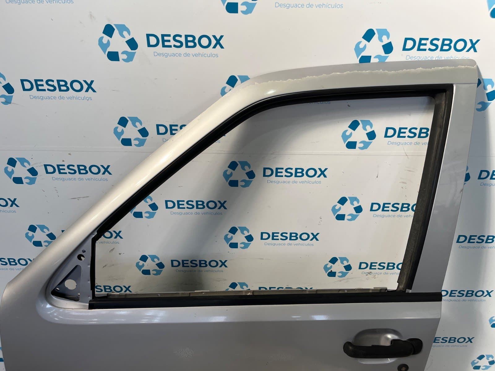 Recambio de PUERTA DELANTERA IZQUIERDA para NISSAN TERRANO II 2.4 i 12V 4WD KA24E - GRIS 2