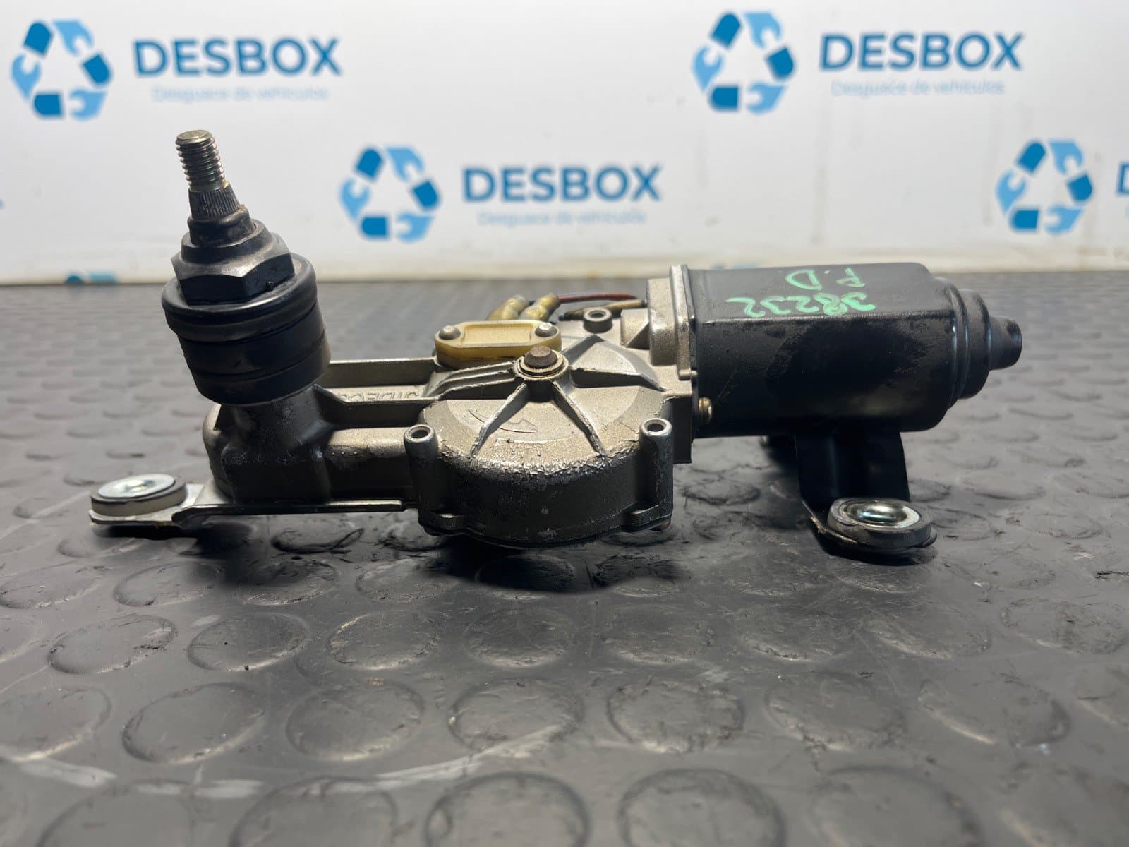 Recambio de MOTOR LIMPIA TRASERO para NISSAN PATROL GR (Y60) 2.8 TURBO DIESEL RD28 TURBO referencia OEM IAM 2870005J00 - GRIS 5