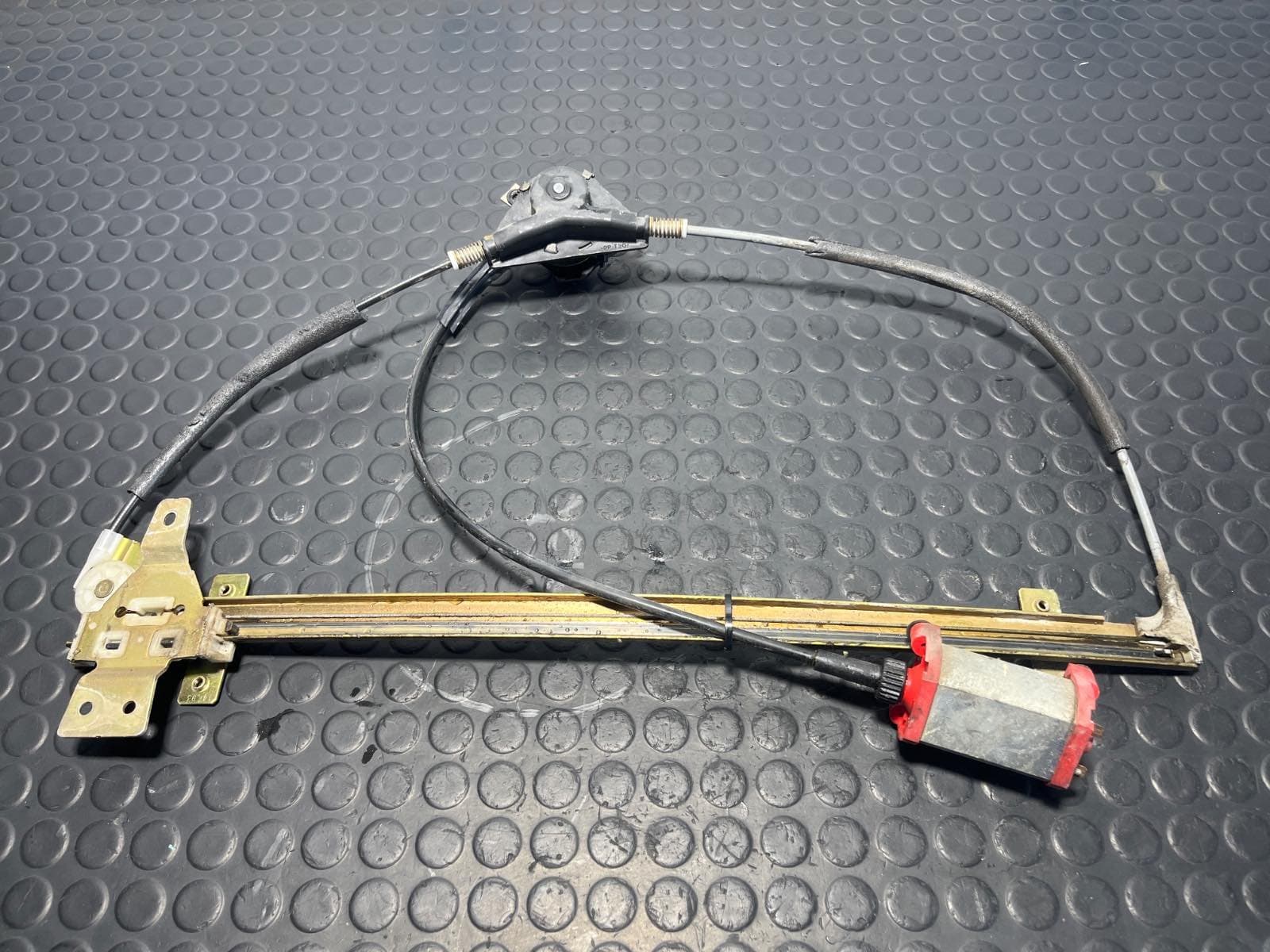 Recambio de ELEVALUNAS DELANTERO DERECHO para NISSAN TERRANO II 2.4 i 12V 4WD KA24E - GRIS 2