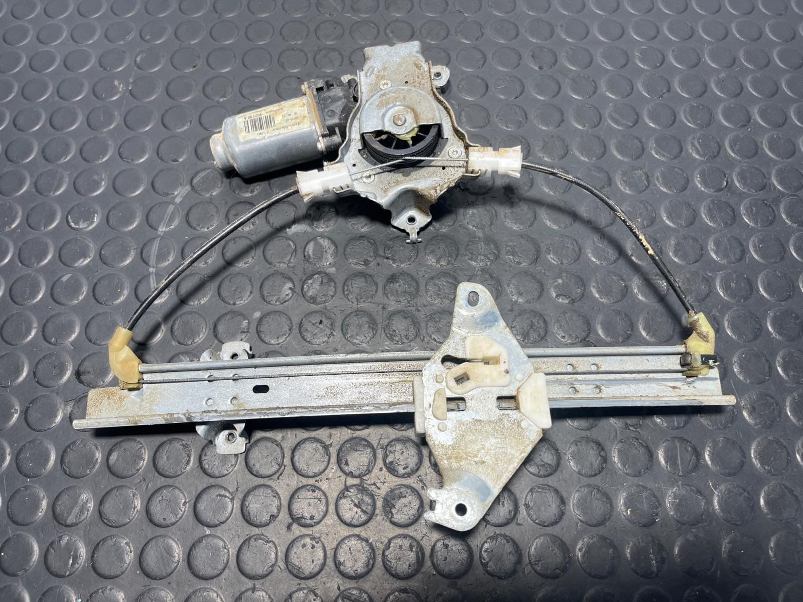 Recambio de ELEVALUNAS TRASERO DERECHO para NISSAN QASHQAI (J10) 1.5 DCI K9K referencia OEM IAM 402190A - NEGRO 2