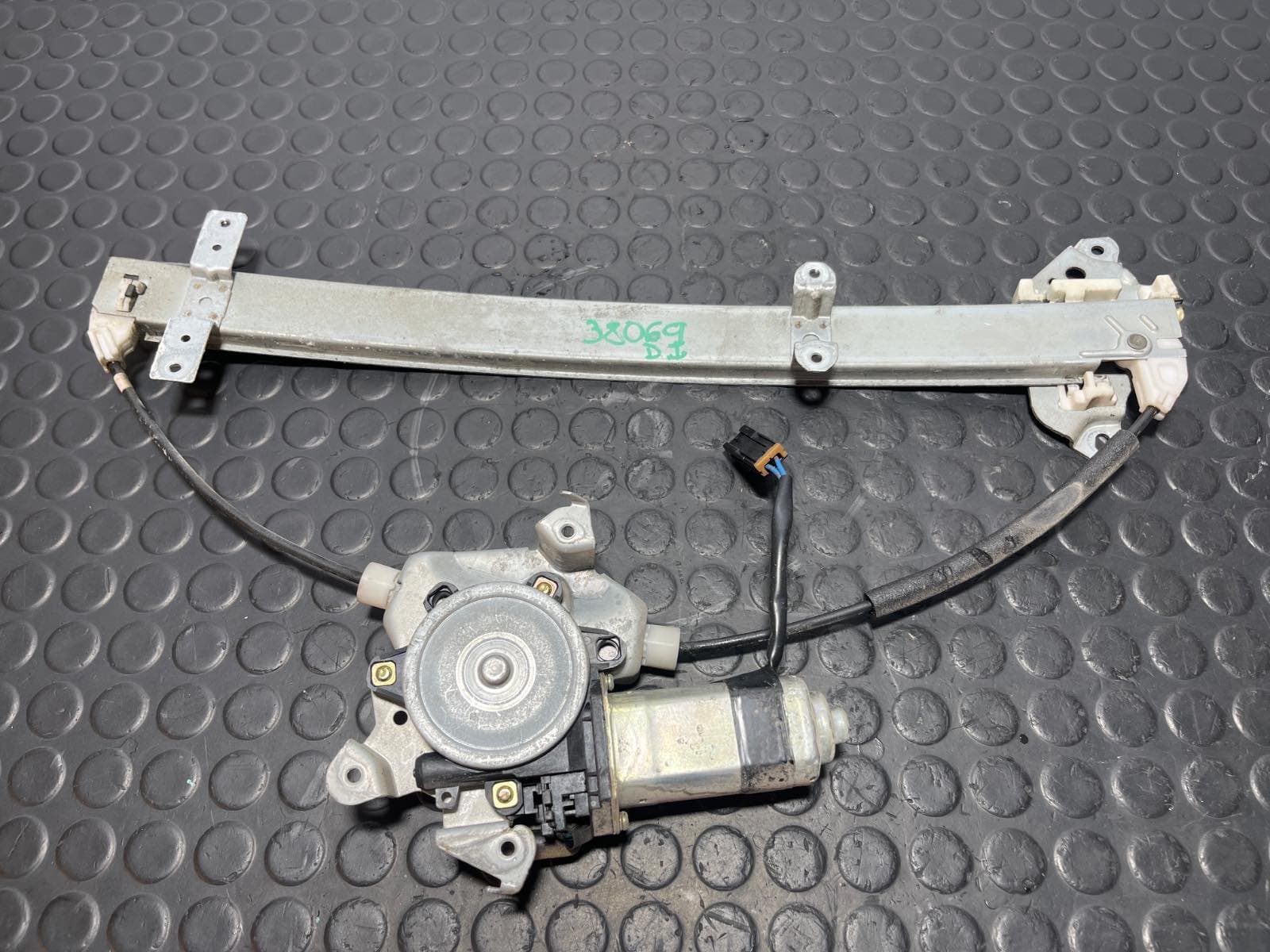Recambio de ELEVALUNAS DELANTERO IZQUIERDO para NISSAN NAVARA PICK-UP (D40M) * TD25 referencia OEM IAM MMR52120 - AZUL 3
