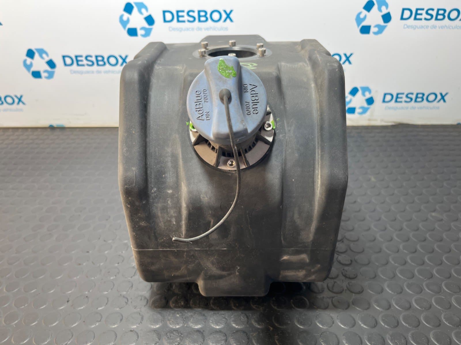 Recambio de DEPOSITO ADBLUE para RENAULT MAXITY FgDk 150.35/45 ZD30 referencia OEM IAM F03SD00929 - BLACNO 2