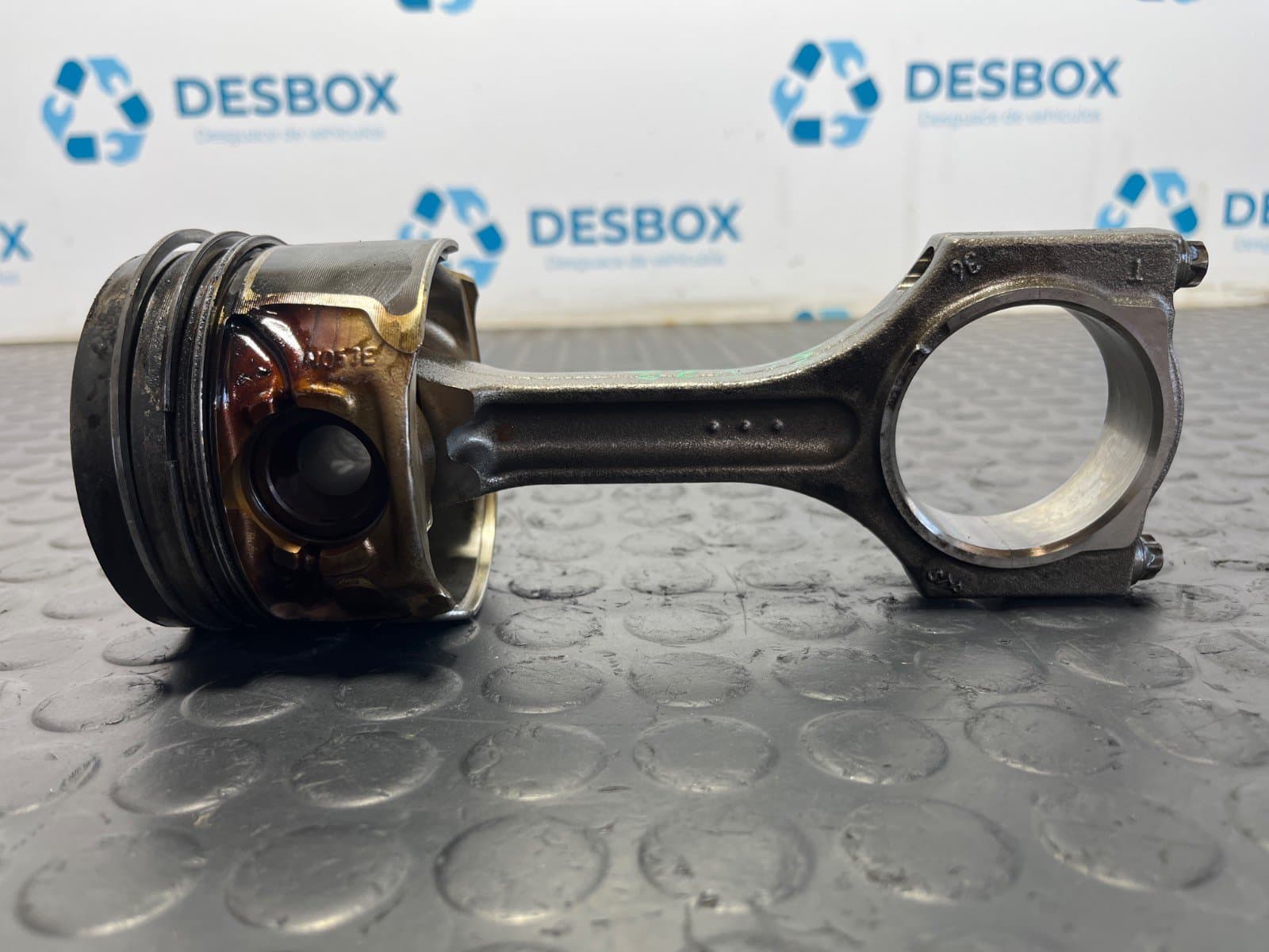 Recambio de PISTON para BMW SERIE X1 (F48) X1 SDRIVE 18D B47C20A referencia OEM IAM N053E - BLANCO
