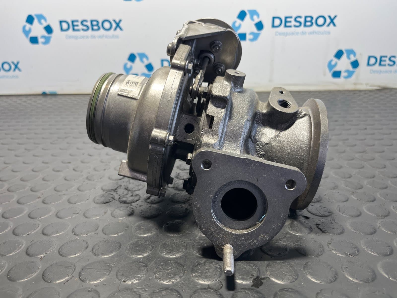 Recambio de TURBOCOMPRESOR para VOLVO XC 40 2.0 D D4204T16 referencia OEM IAM 31492968 - AZUL 2