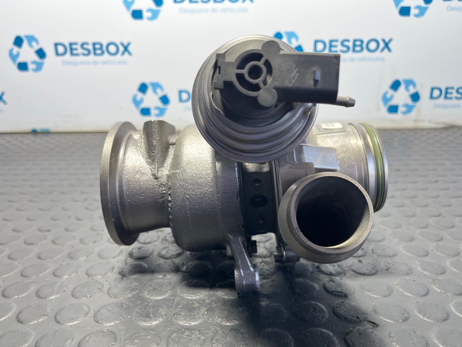 Recambio de TURBOCOMPRESOR para VOLVO XC 40 2.0 D D4204T16 referencia OEM IAM 31492968 - AZUL 4