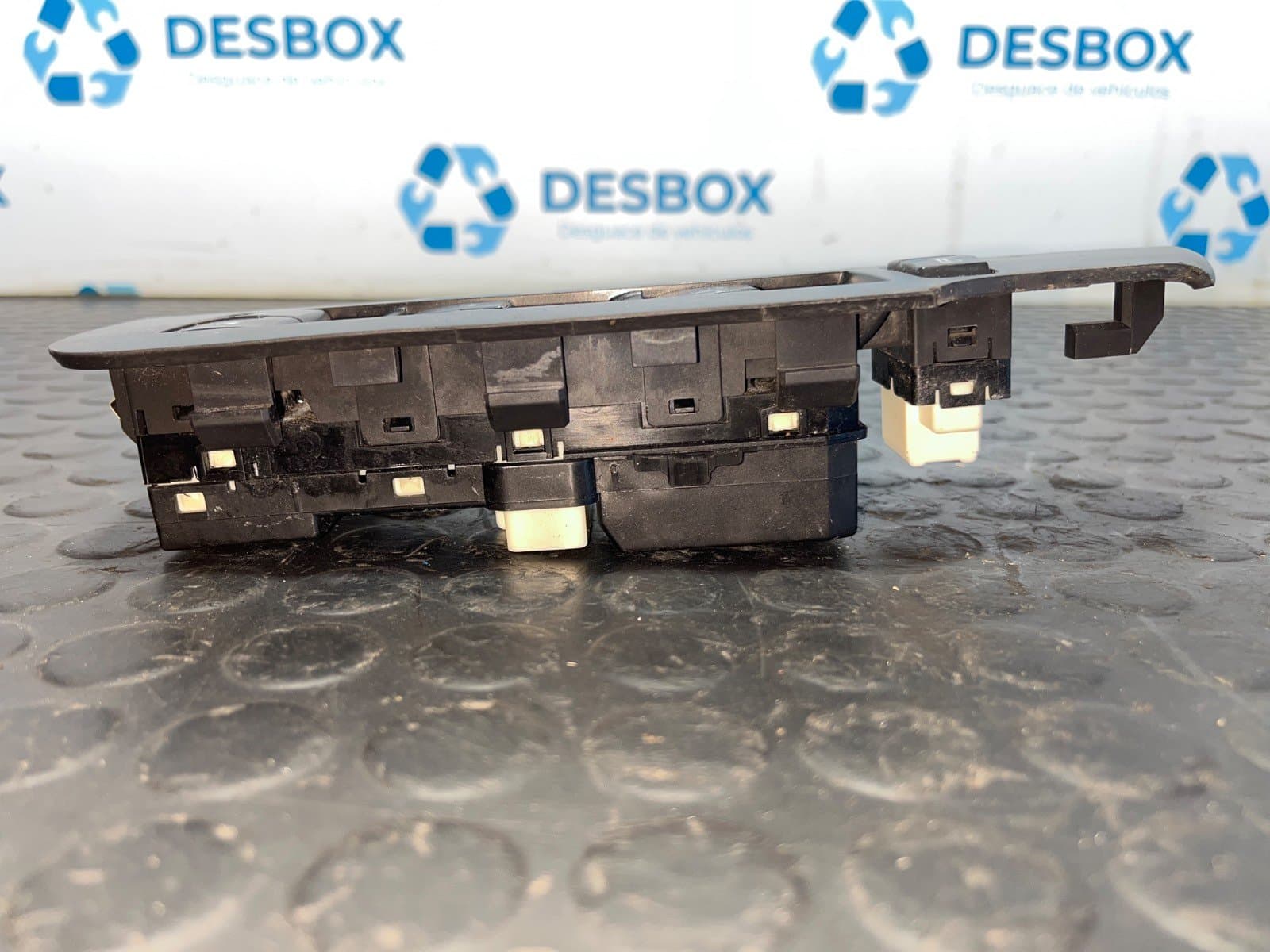 Recambio de MANDO ELEVALUNAS DELANTERO IZQUIERDO para CHEVROLET CAPTIVA 2.0 VCDI LT Z20S referencia OEM IAM 202005436 - GRIS 3