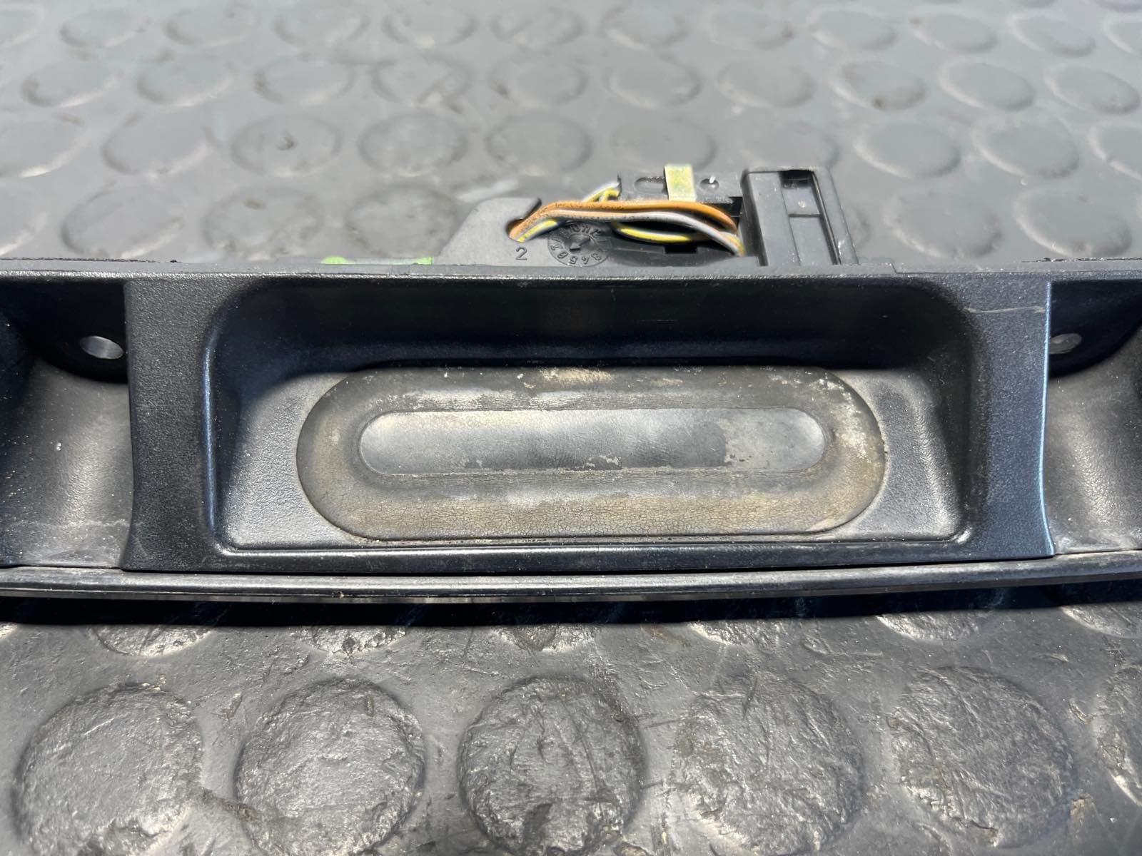 Recambio de MANETA EXTERIOR MALETERO / PORTON para BMW SERIE 3 BERLINA (E46) 316 I 194E1 referencia OEM IAM 8208504 - AZUL 4