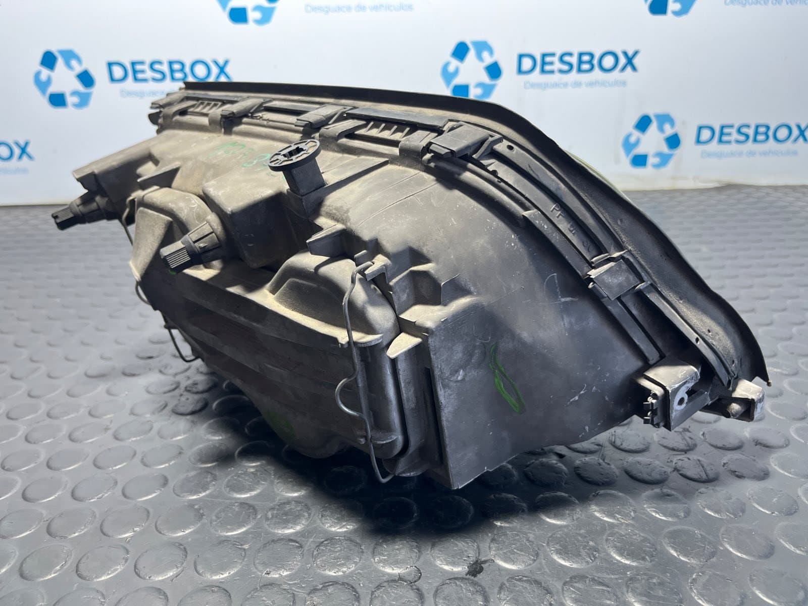 Recambio de FARO IZQUIERDO para MERCEDES-BENZ CLASE C (W202) BERLINA 250 TD (202.128) OM605.960 referencia OEM IAM 92082 - VERDE 4