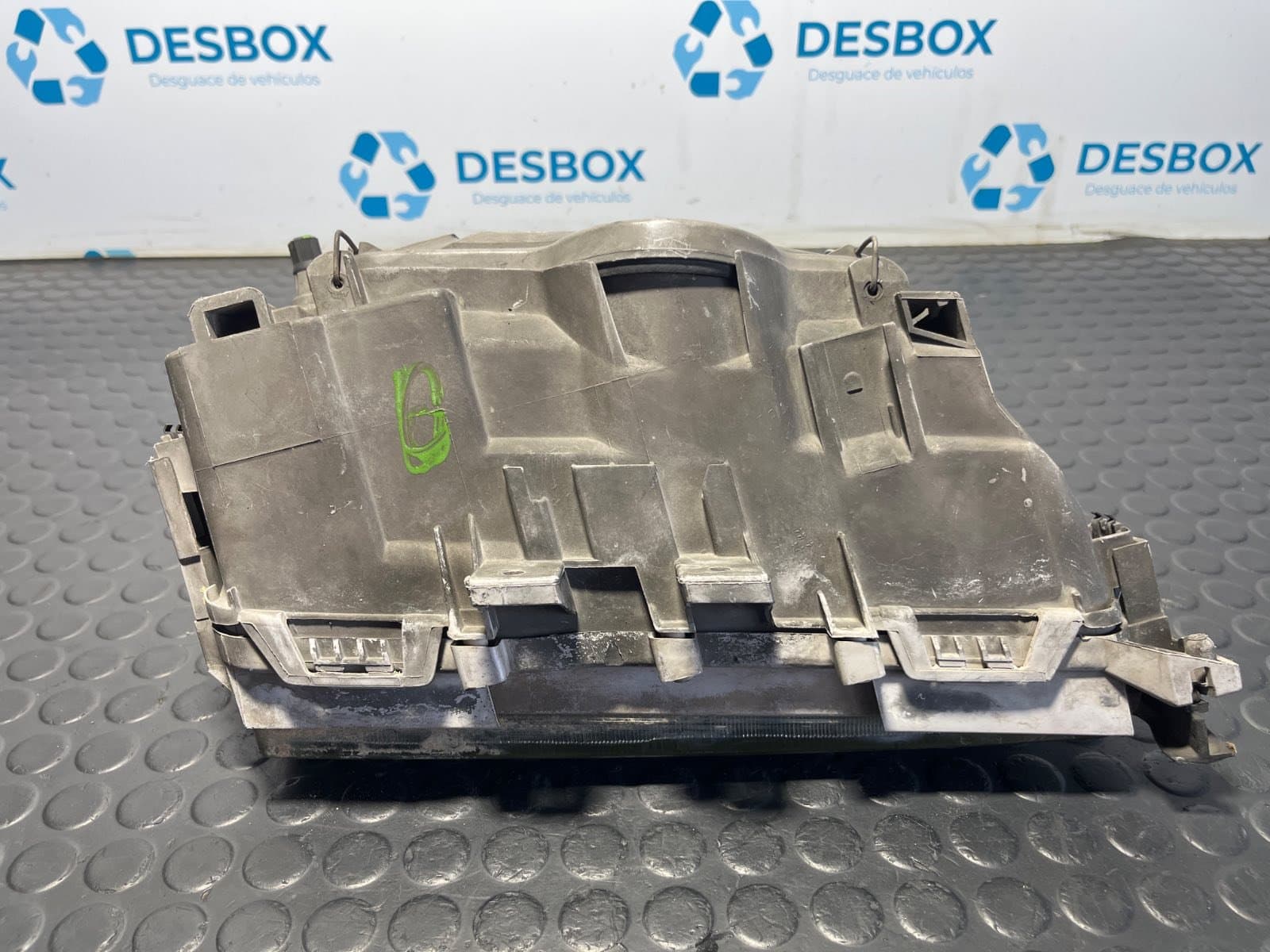 Recambio de FARO IZQUIERDO para MERCEDES-BENZ CLASE C (W202) BERLINA 250 TD (202.128) OM605.960 referencia OEM IAM 92082 - VERDE 5