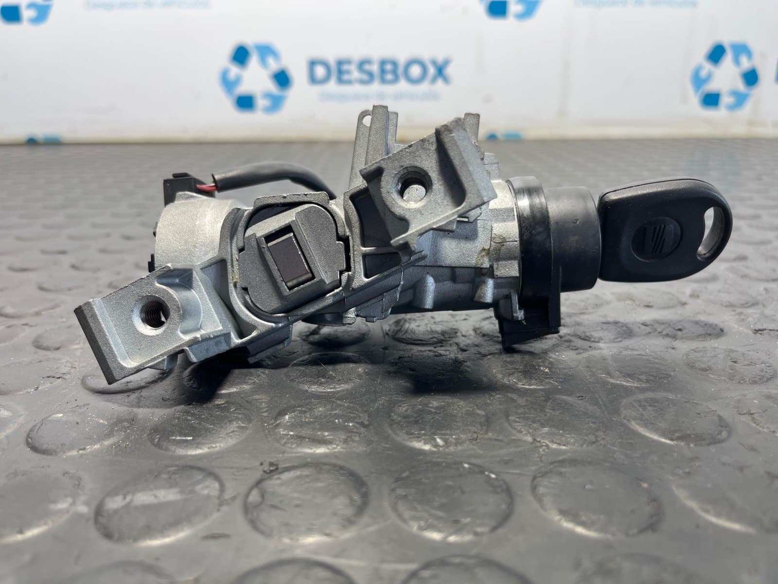 Recambio de CONMUTADOR DE ARRANQUE para SEAT LEON (1P1) 1.9 TDI BXE referencia OEM IAM 1K0905851 - GRIS 2