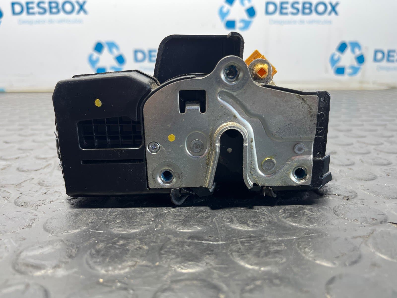 Recambio de CERRADURA PUERTA DELANTERA DERECHA para CHEVROLET CAPTIVA 2.0 VCDI LT Z20S - GRIS 2