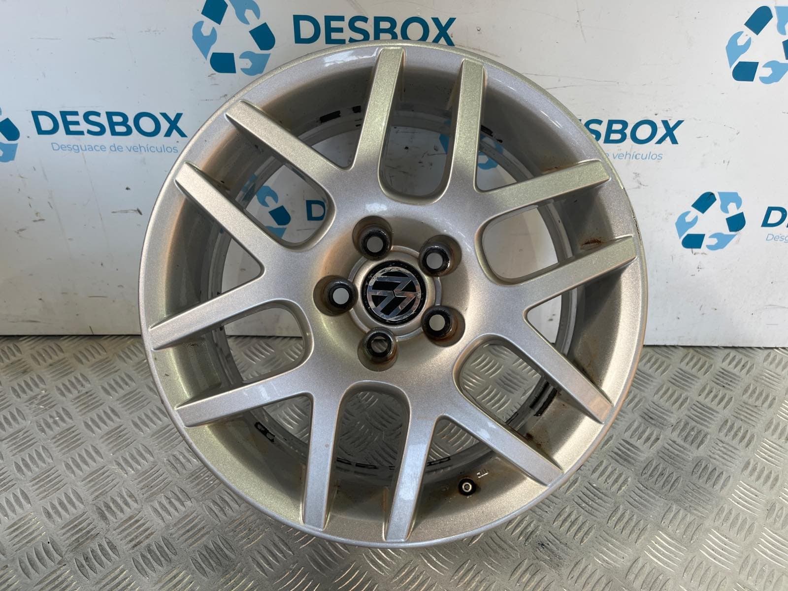 Recambio de JUEGO LLANTAS para VOLKSWAGEN GOLF IV BERLINA (1J1) * AVU | BFQ referencia OEM IAM 1J0601025AN - GRIS PLATA 3