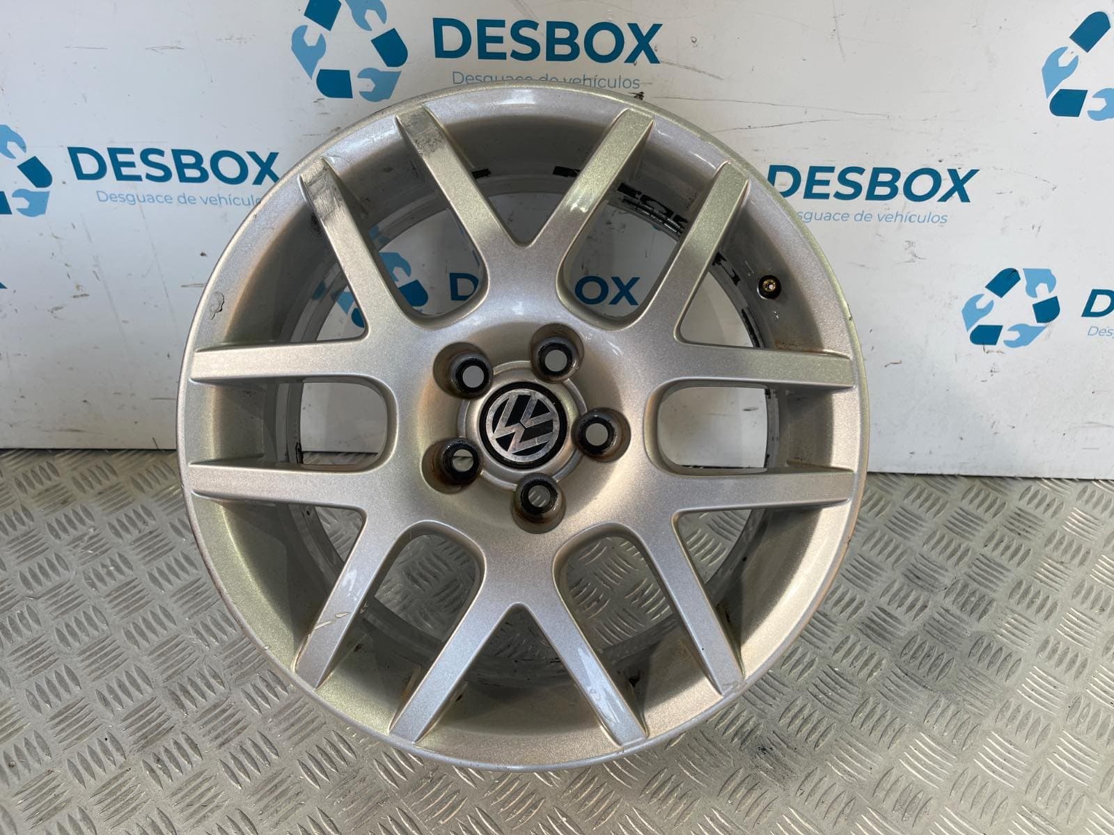 Recambio de JUEGO LLANTAS para VOLKSWAGEN GOLF IV BERLINA (1J1) * AVU | BFQ referencia OEM IAM 1J0601025AN - GRIS PLATA 4