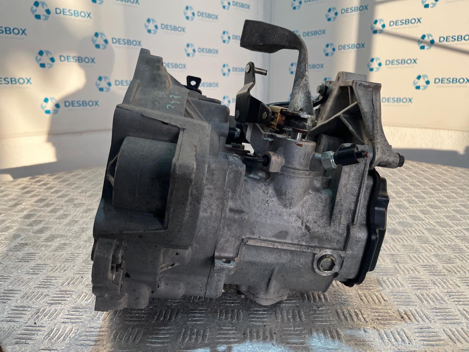Recambio de CAJA CAMBIOS para VOLKSWAGEN GOLF IV BERLINA (1J1) 1.9 TDI AHF referencia OEM IAM EGS - VERDE 2