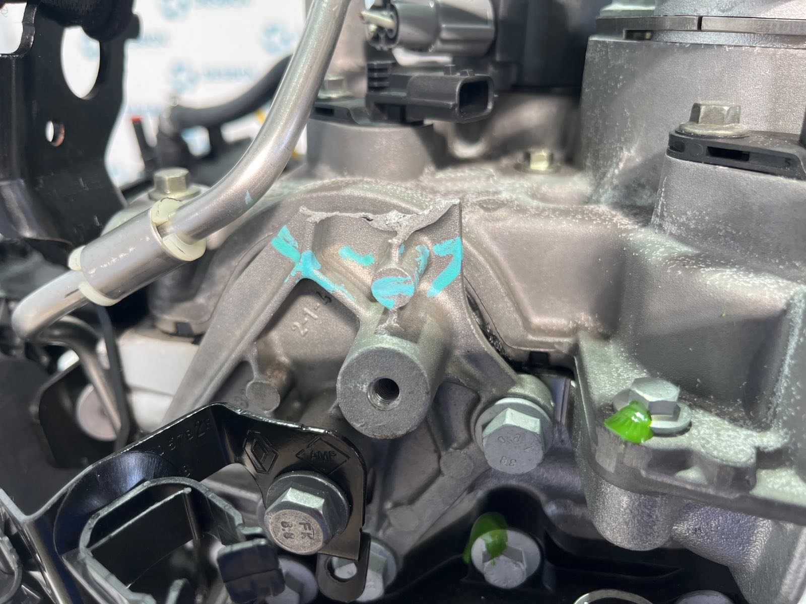 Recambio de MOTOR para DACIA DUSTER 1.2 GASOLINA H5F referencia OEM IAM H5FB404 - BLANCO 3