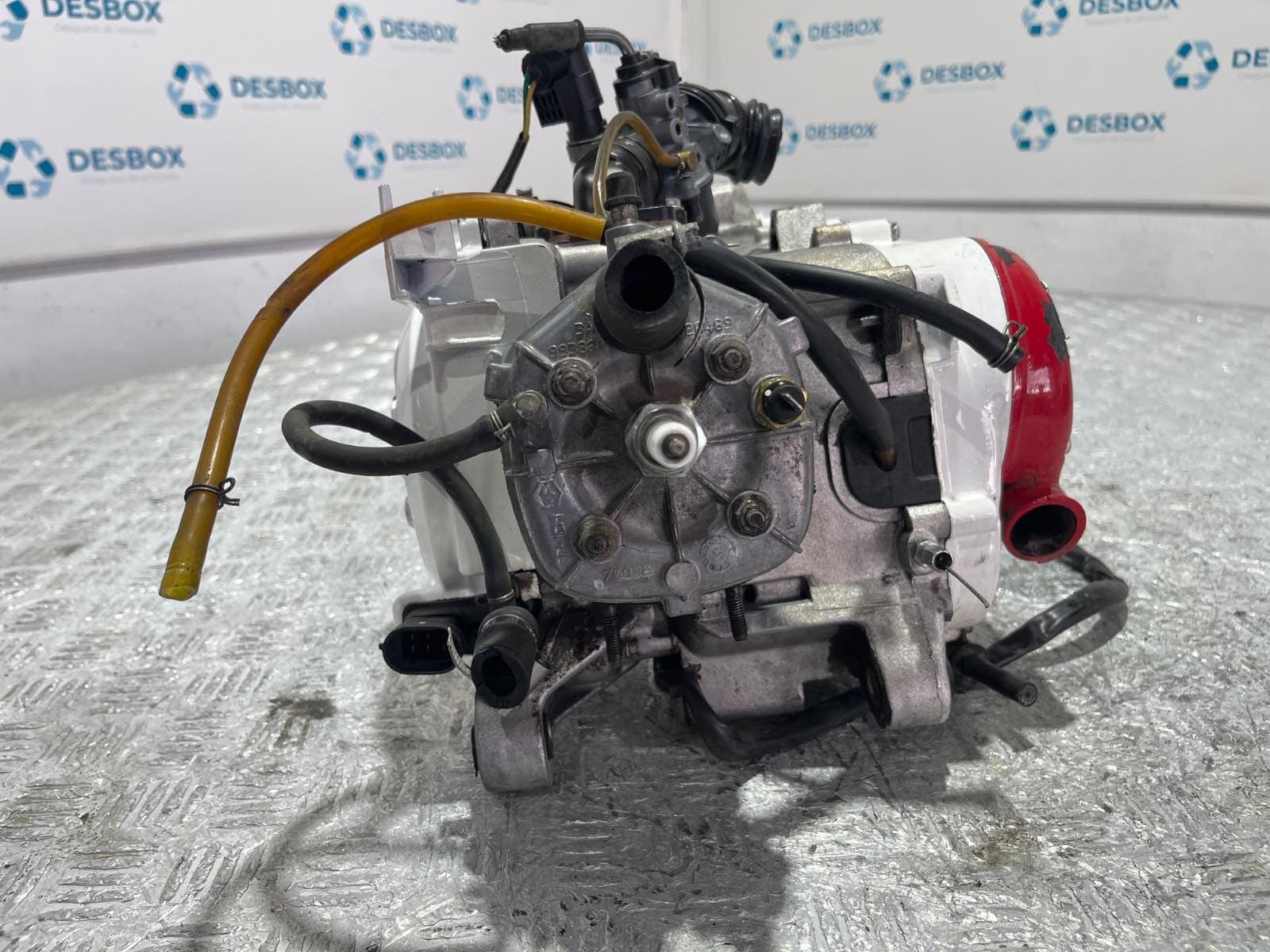 Recambio de MOTOR  para PIAGGIO (VESPA) NRG POWER 49 CC S/P-C451M referencia OEM IAM C451M - ROJO 7