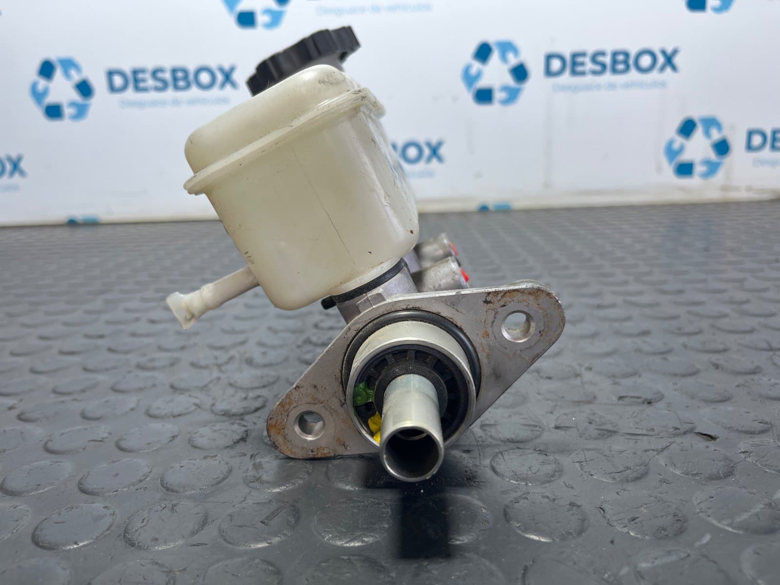 Recambio de BOMBA FRENO para SSANGYONG RODIUS Xdi Deluxe 4WD D27DT referencia OEM IAM BM1110981 - PLATA
