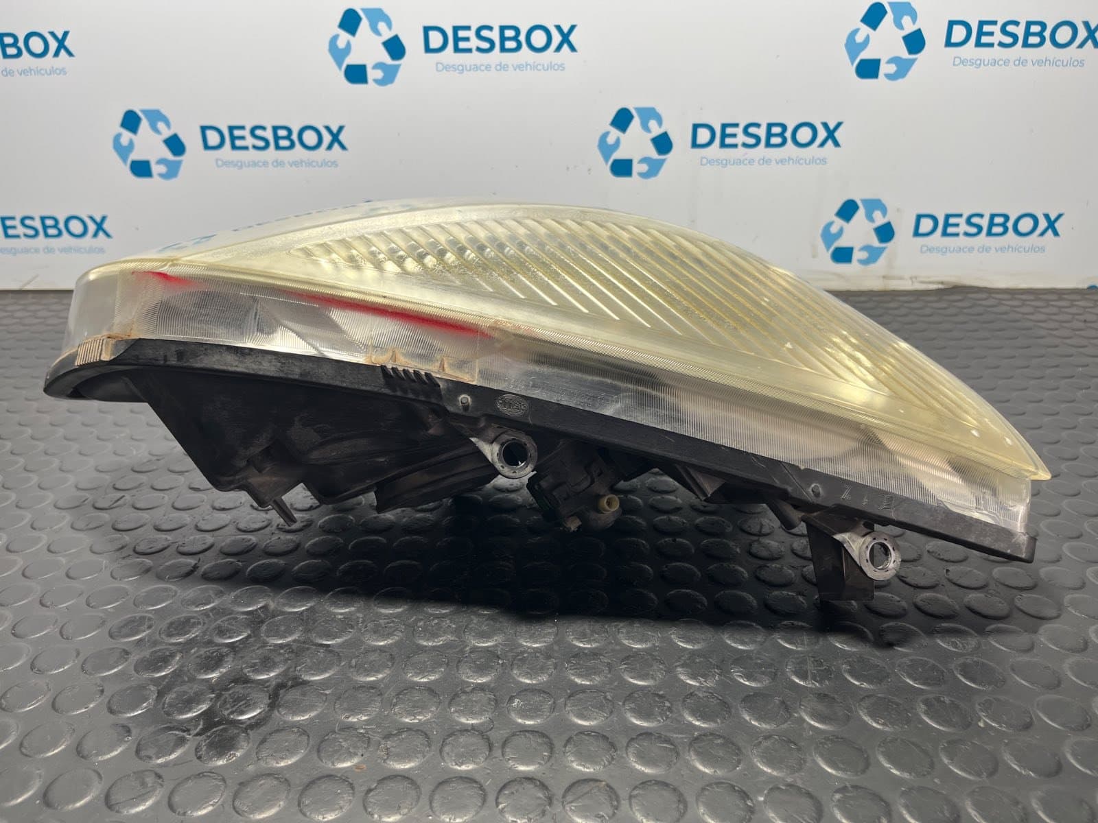 Recambio de FARO DERECHO para RENAULT SCENIC II 1.5 DCI K9K P7 referencia OEM IAM 15810400RE - ROJO 2