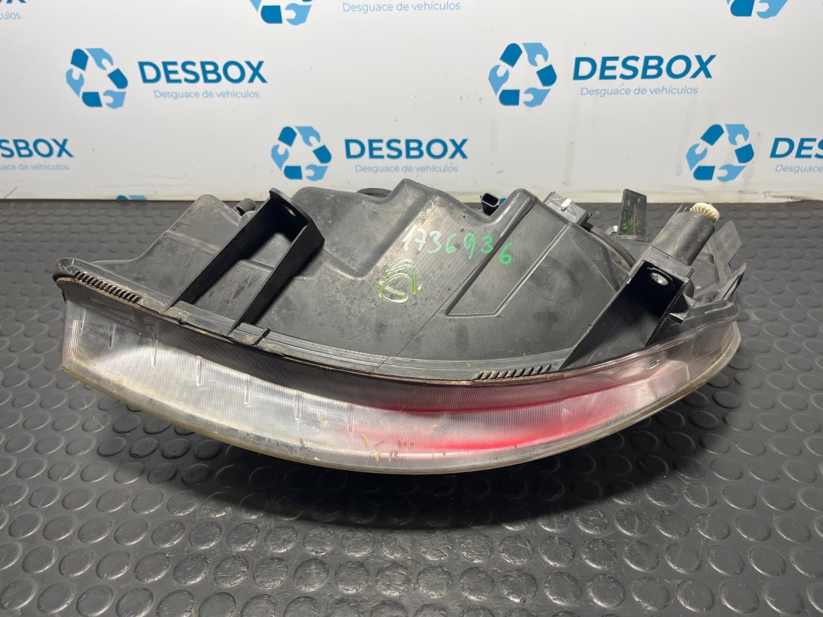 Recambio de FARO DERECHO para RENAULT SCENIC II 1.5 DCI K9K P7 referencia OEM IAM 15810400RE - ROJO 4