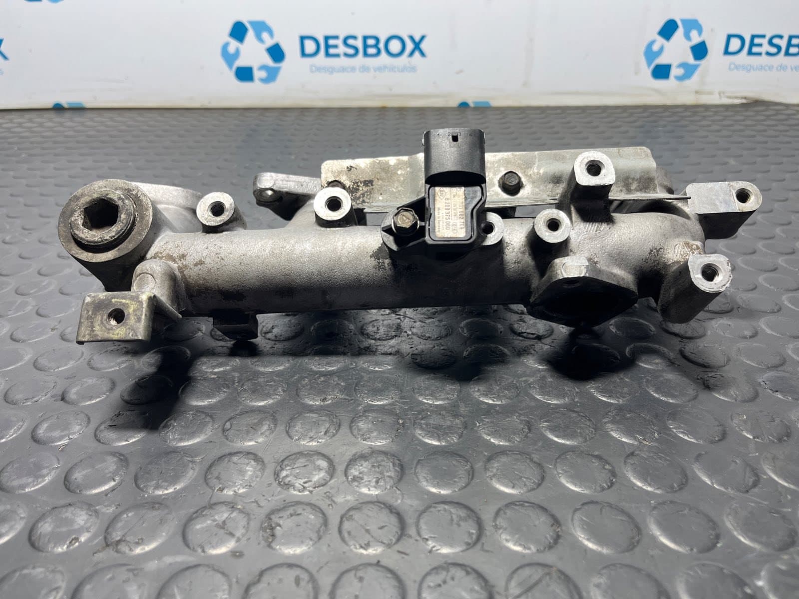 Recambio de COLECTOR ADMISION para HYUNDAI H-1 Furgoneta 2.5 TD D4BF referencia OEM IAM D4BF - VERDE 3