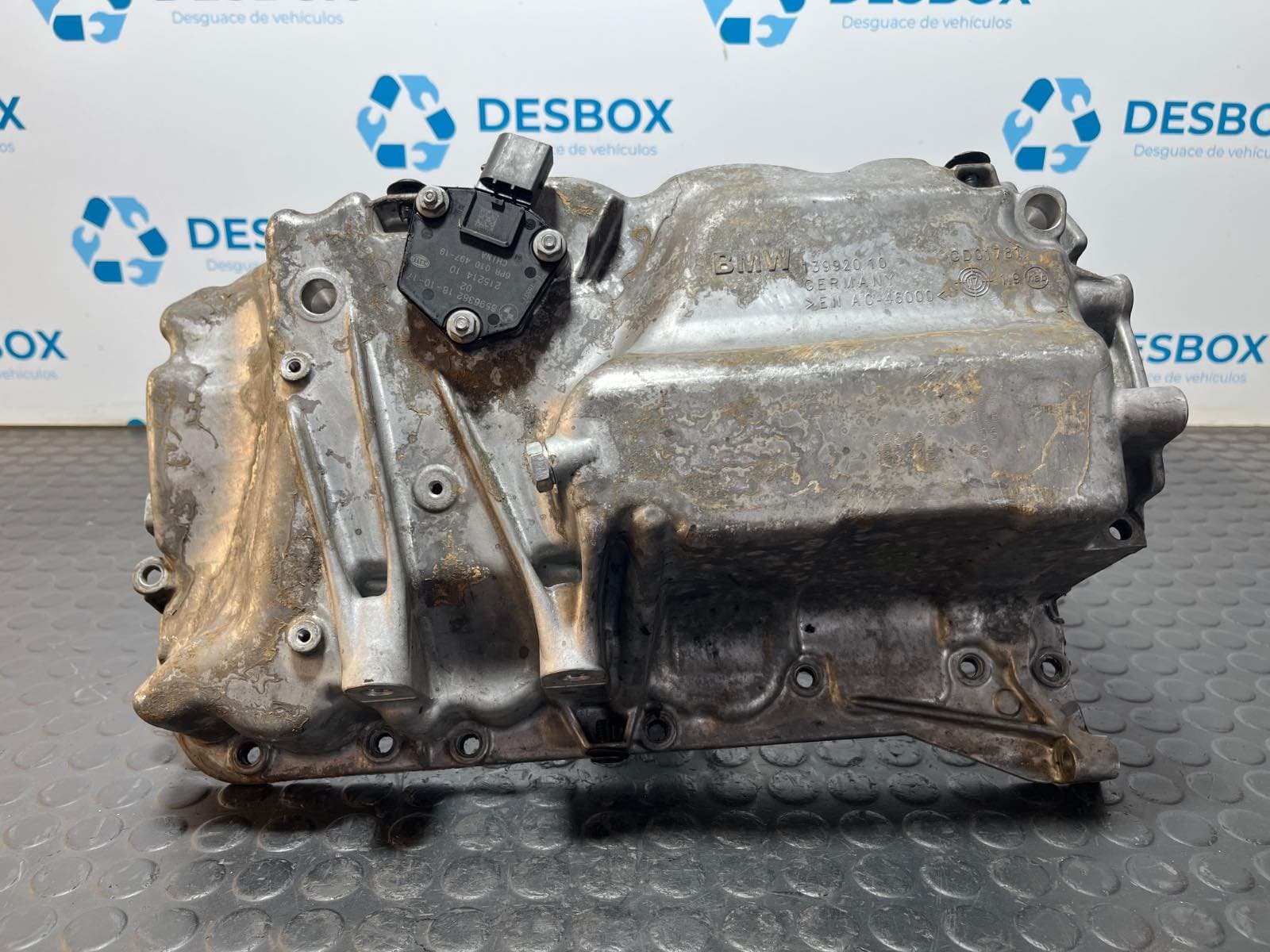 Recambio de CARTER para BMW SERIE X1 (F48) X1 SDRIVE 18D B47C20A referencia OEM IAM 13992010 - BLANCO