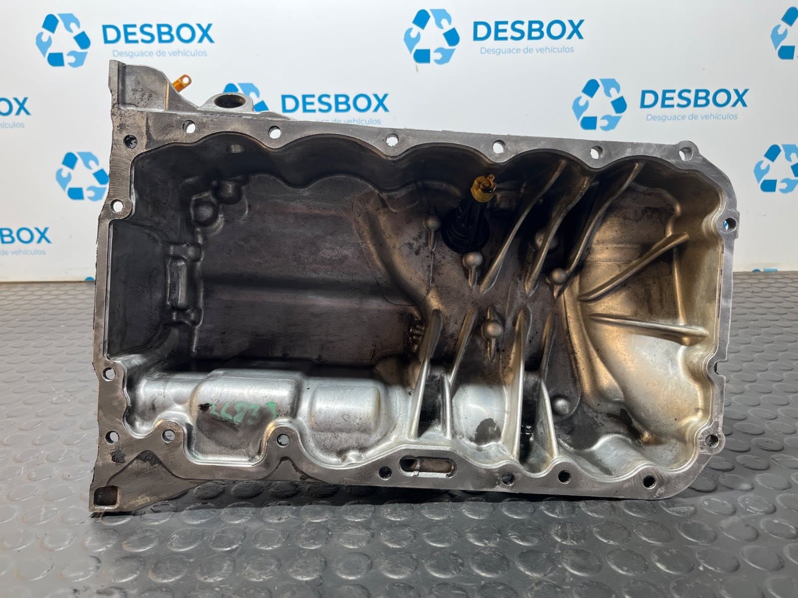 Recambio de CARTER para BMW SERIE X1 (F48) X1 SDRIVE 18D B47C20A referencia OEM IAM 13992010 - BLANCO 2