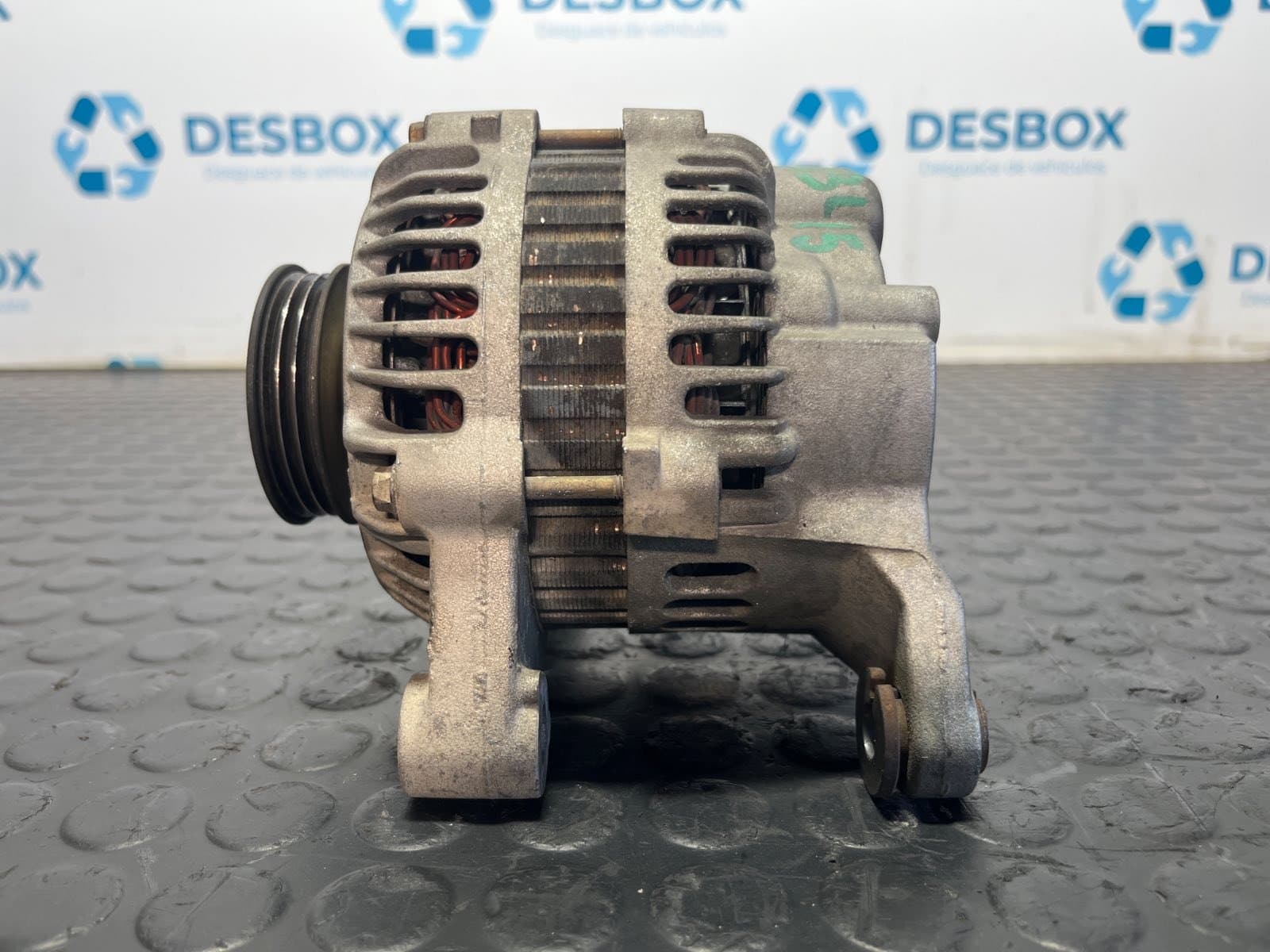 Recambio de ALTERNADOR para RENAULT CLIO II FASE I (B/CBO) 1.2 D7F710 referencia OEM IAM 8200065730 - BLANCO 2