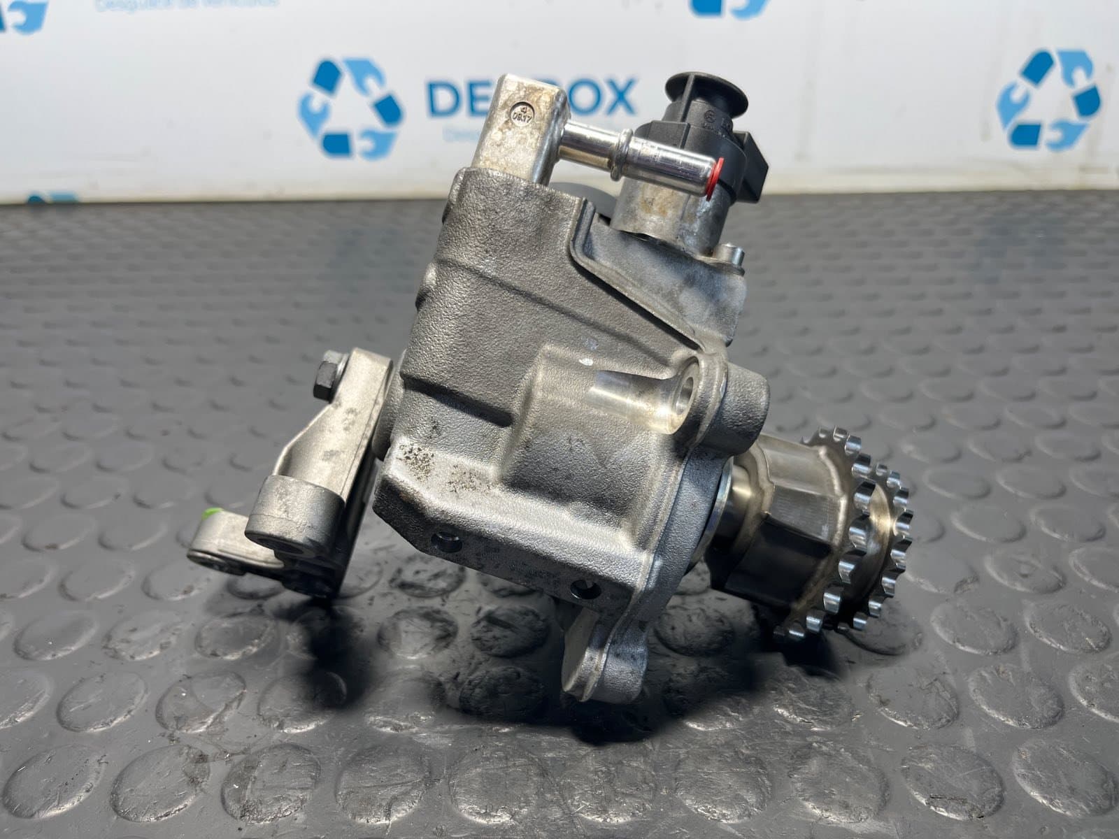 Recambio de BOMBA INYECCION para BMW SERIE X1 (F48) X1 SDRIVE 18D B47C20A referencia OEM IAM 8511626 - BLANCO 4