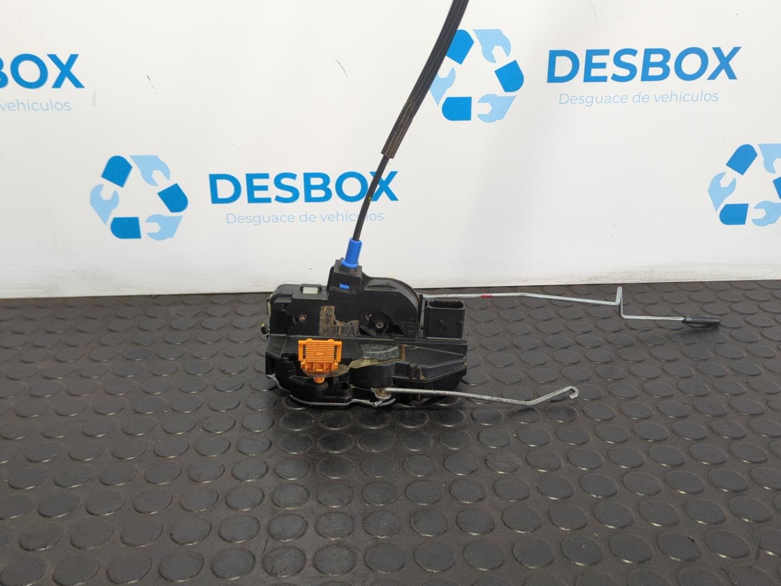 Recambio de CERRADURA PUERTA DELANTERA IZQUIERDA para OPEL MOKKA X MOKKA X 1.3 I B14NET referencia OEM IAM 13579522 - BLANCO