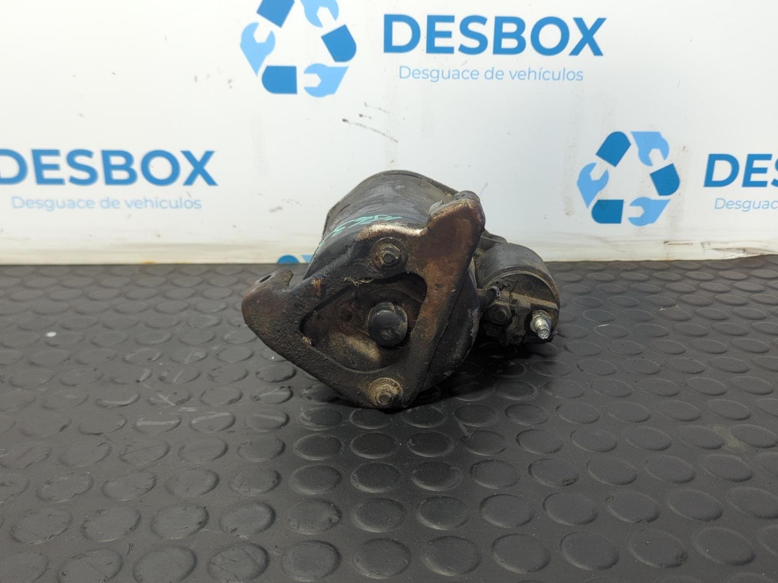Recambio de MOTOR ARRANQUE para MERCEDES-BENZ CLASE E (W123) BERLINA+COUPE 2.0 115954 referencia OEM IAM  0001314027 - NEGRO 2
