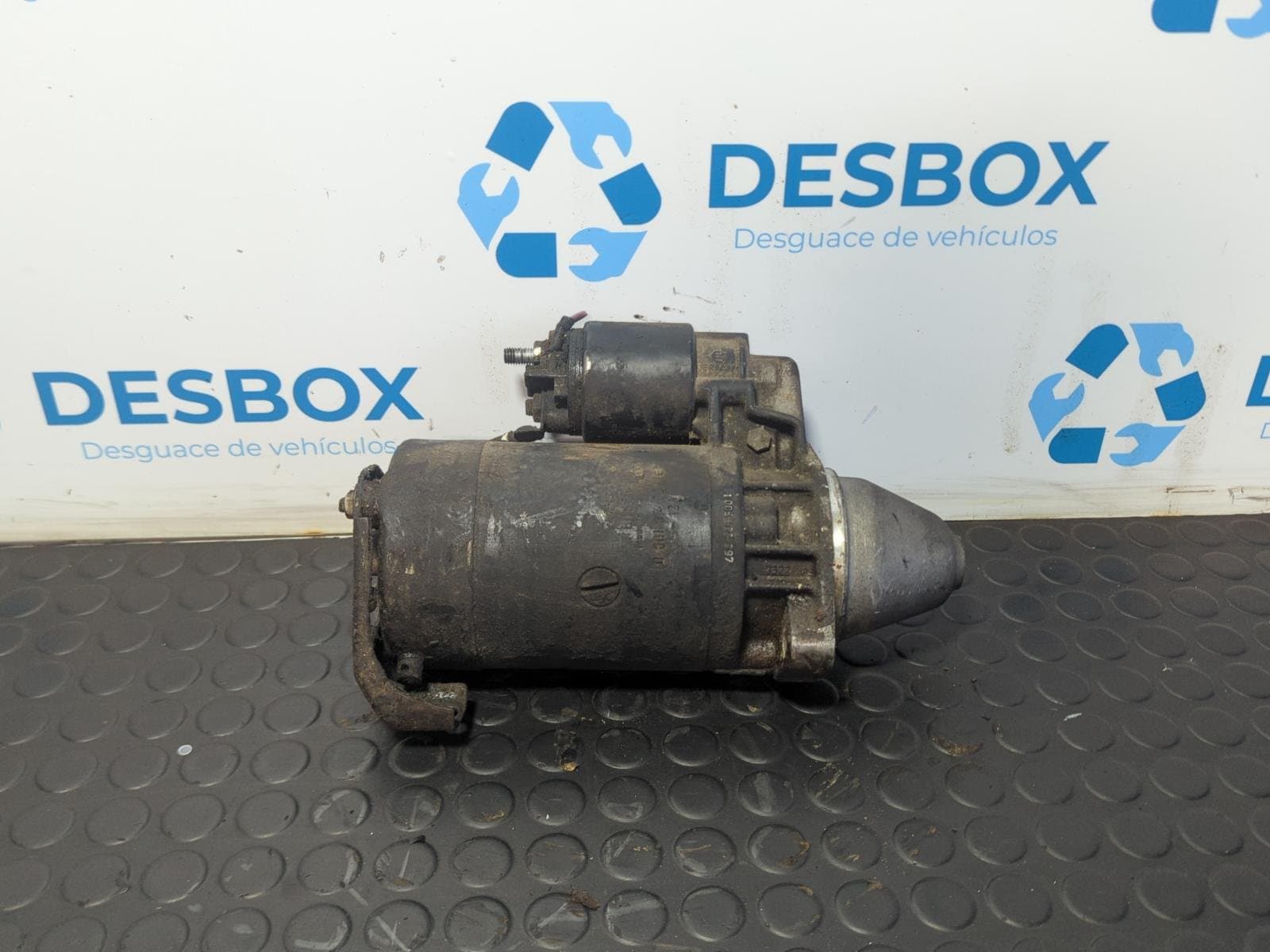 Recambio de MOTOR ARRANQUE para MERCEDES-BENZ CLASE E (W123) BERLINA+COUPE 2.0 115954 referencia OEM IAM  0001314027 - NEGRO 3