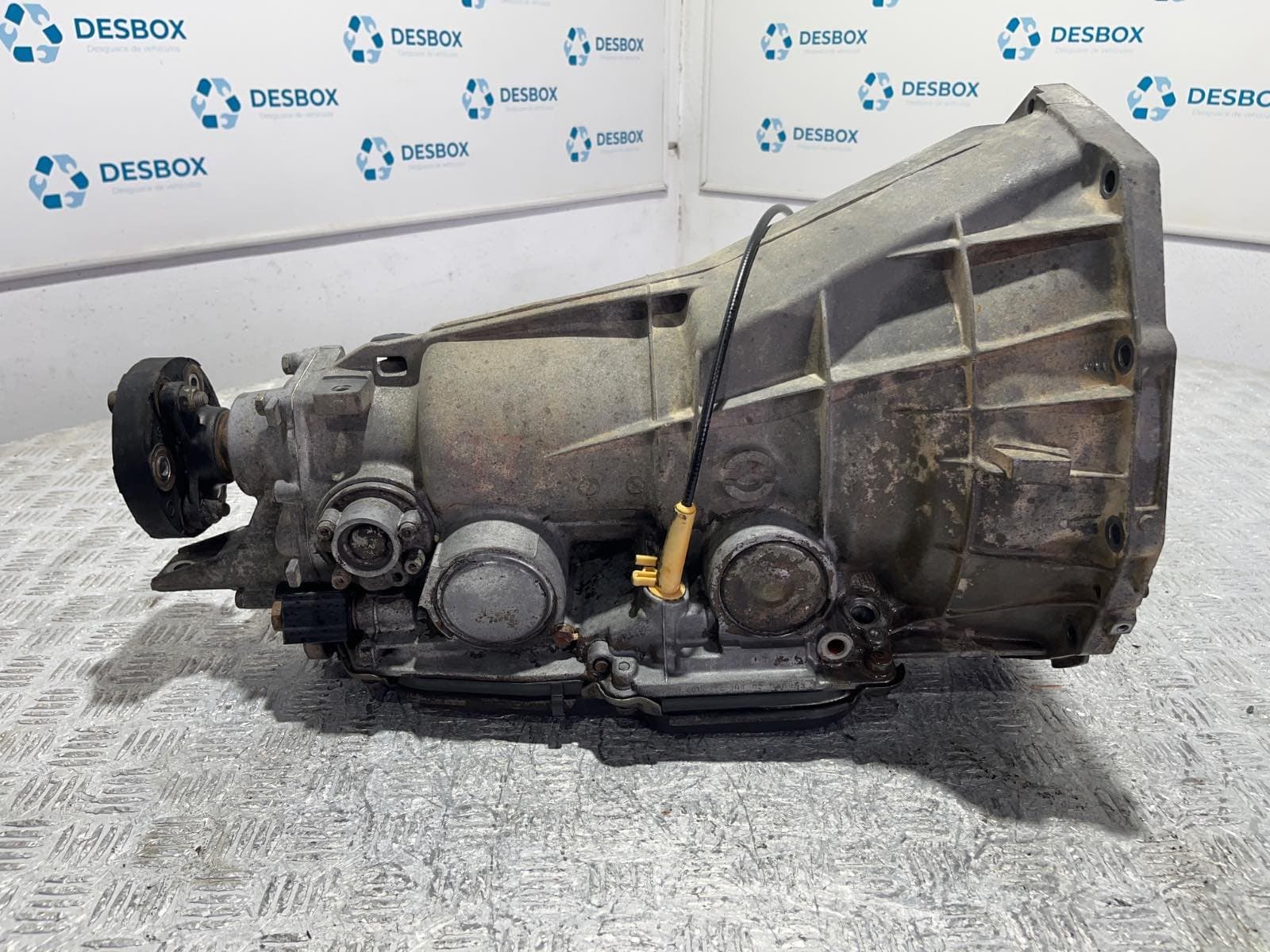 Recambio de CAJA CAMBIOS para MERCEDES-BENZ CLASE E (W123) BERLINA+COUPE 2.0 115954 referencia OEM IAM 722401 - NEGRO 4